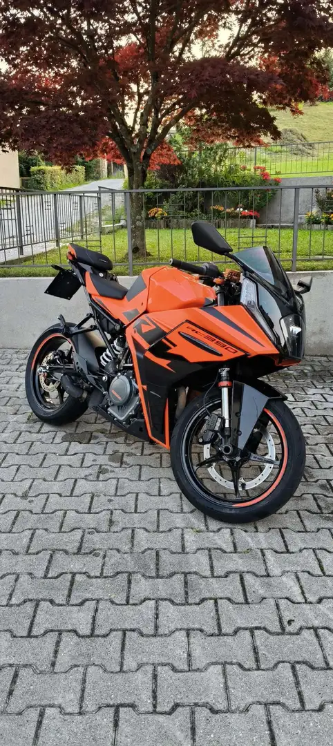 KTM RC 390 Arancione - 2