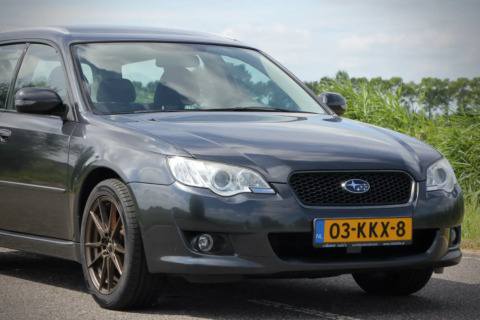 Subaru Legacy Touring Wagen 2.0R Exclusive Edition 2e eig NL NAP Сірий - 2