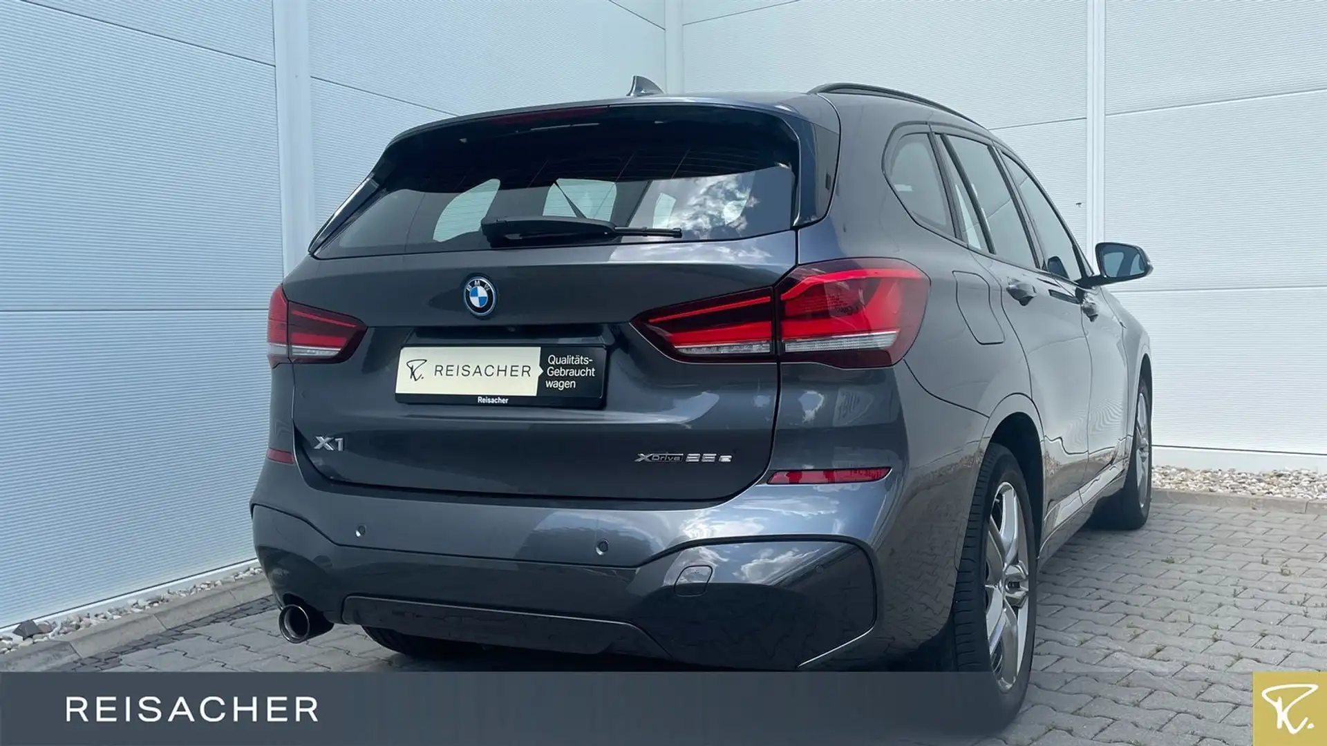 BMW X1 xDrive 25e M Sport,NaviPl.AHK,HuD,adLED,RFK Grau - 2