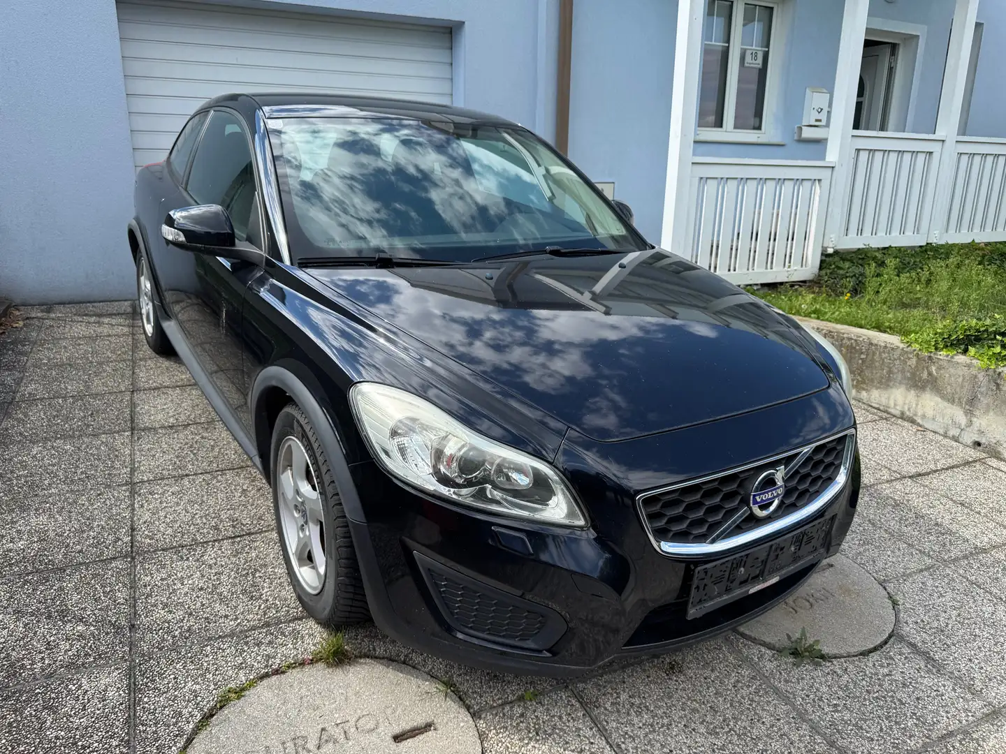 Volvo C30 C30 2,0 D Kinetic Powershift Kinetic Fekete - 1