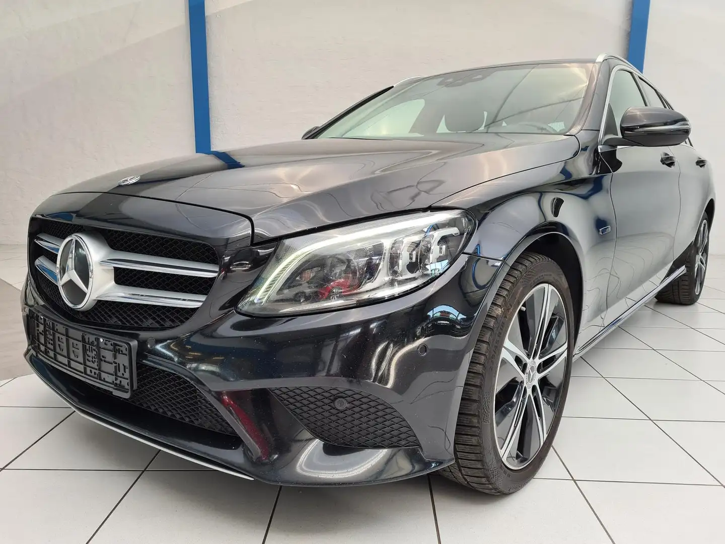 Mercedes-Benz C 300 T de Avantgarde | MultiBeam | AHK Schwarz - 2