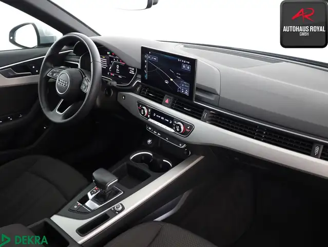 Audi A4 view 10