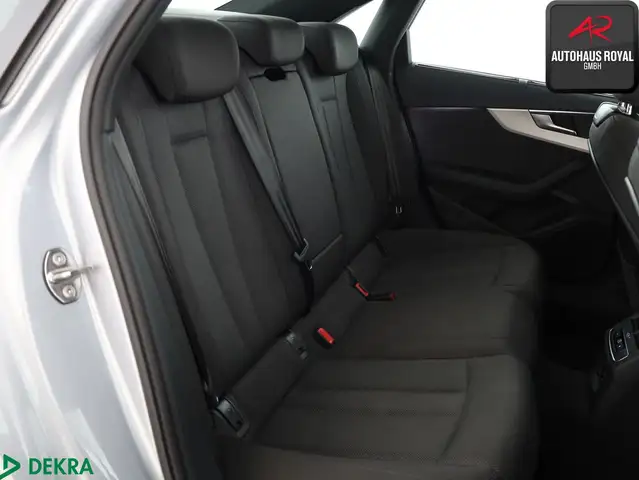 Audi A4 view 13
