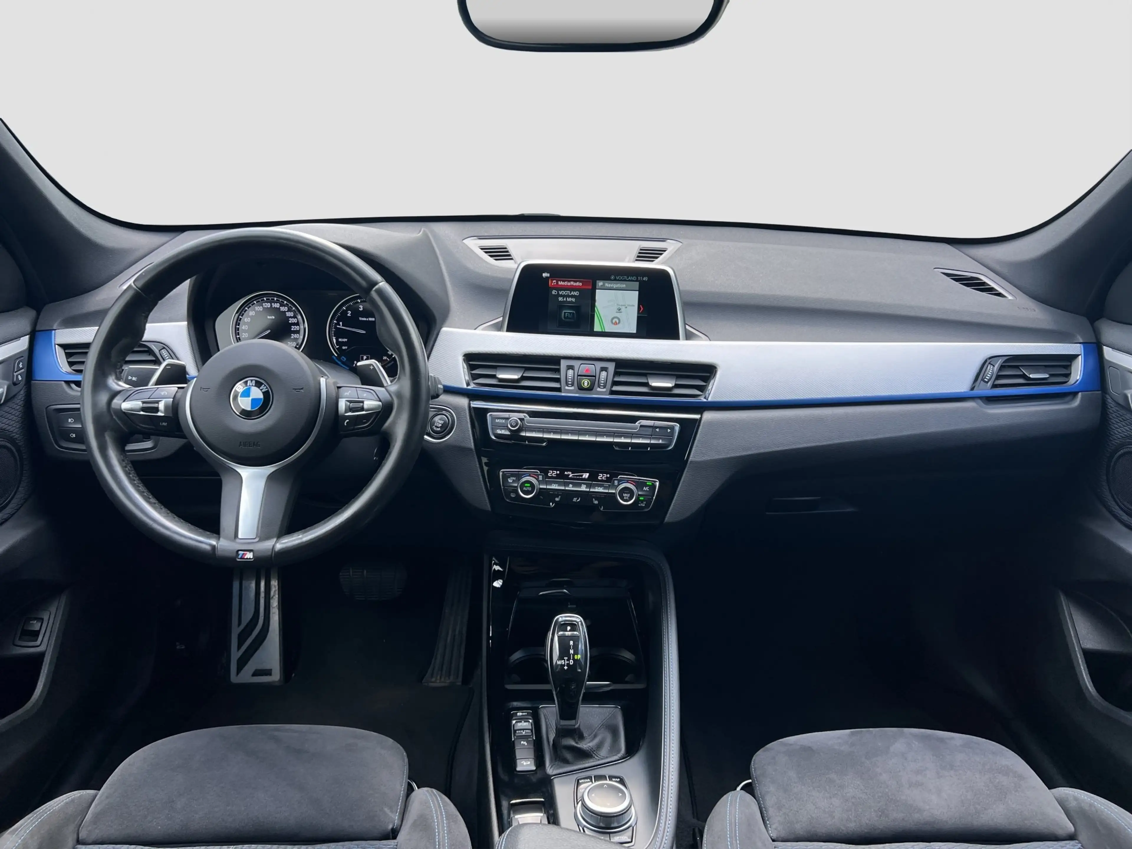 BMW X1 xDrive 20i ///M-Sport LED Navi RFK Tempo PDC — photo 12