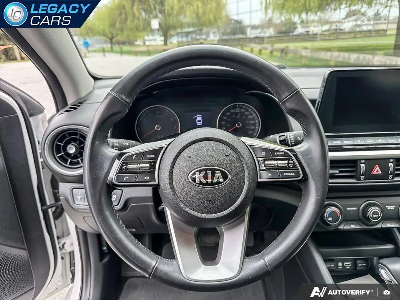 Kia Forte снимка Kia Forte