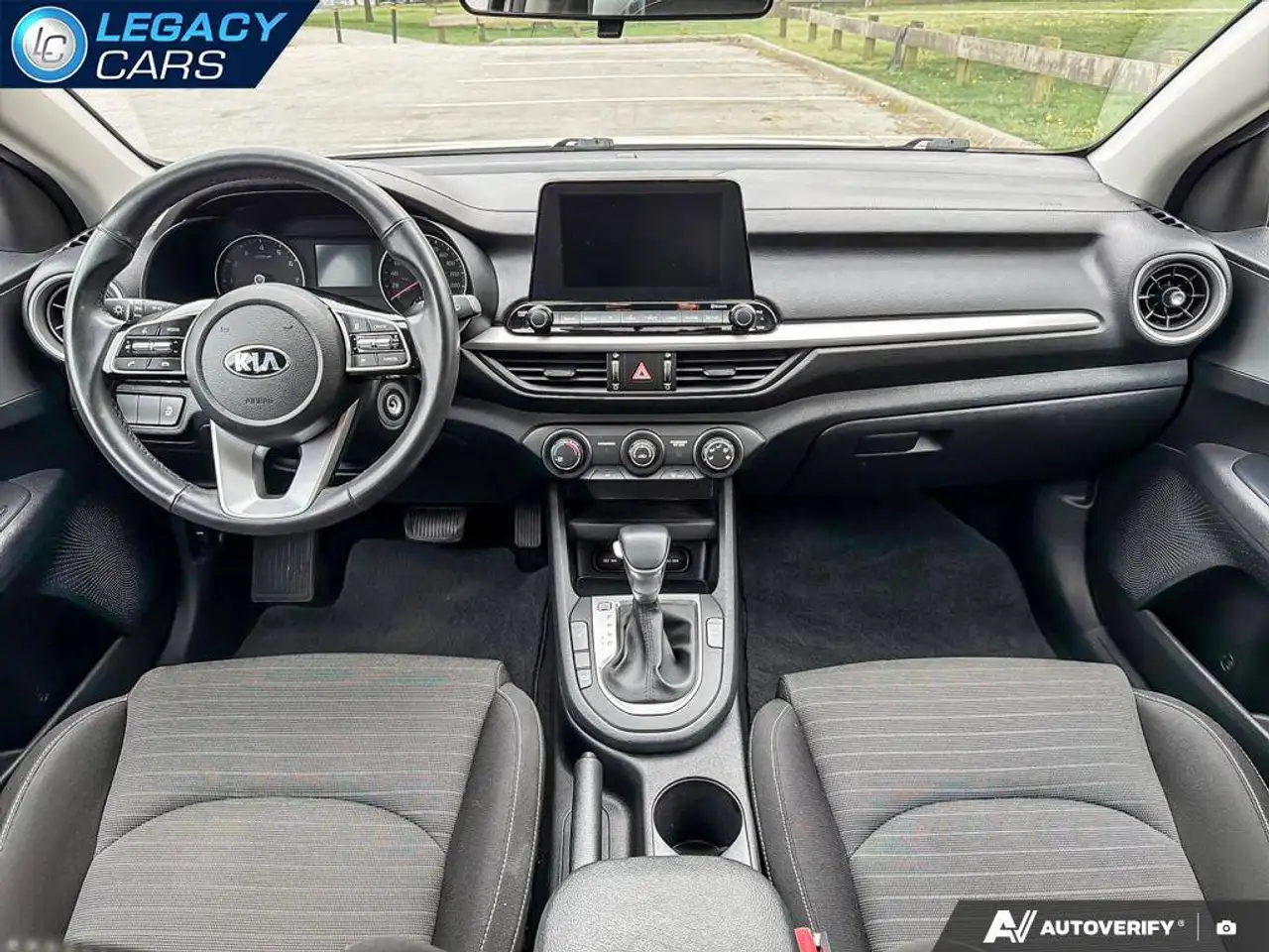 Kia Forte снимка Kia Forte