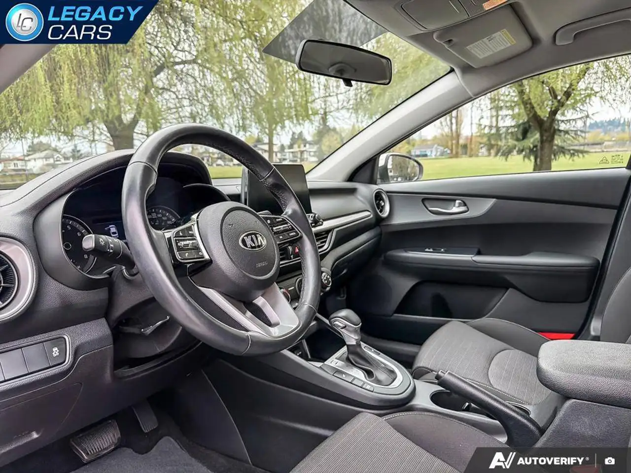 Kia Forte снимка Kia Forte