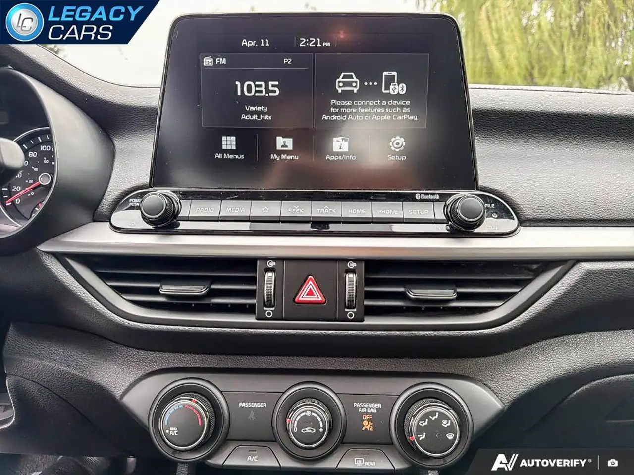 Kia Forte снимка Kia Forte