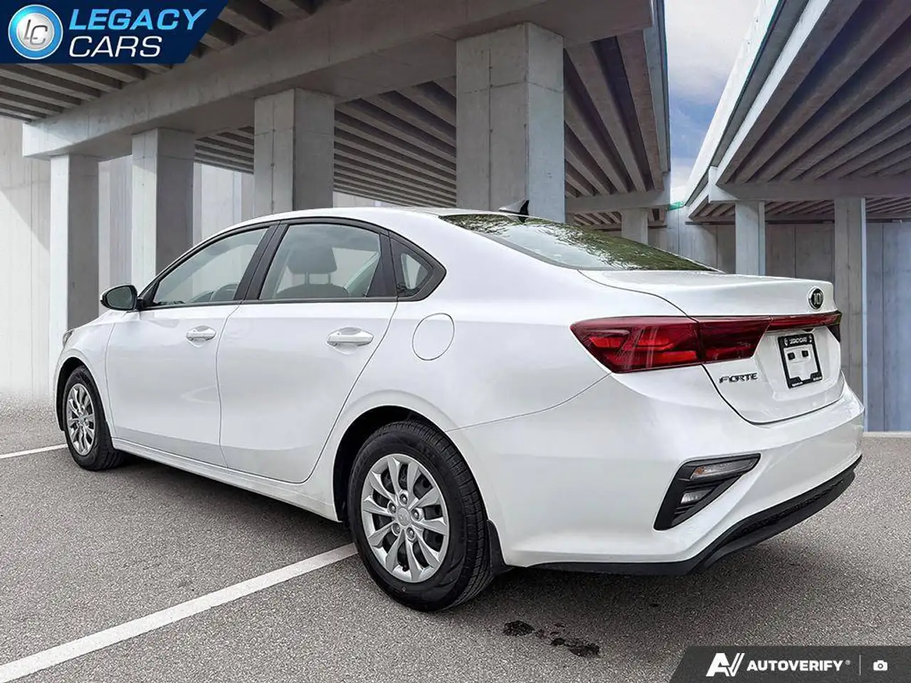 Kia Forte снимка Kia Forte