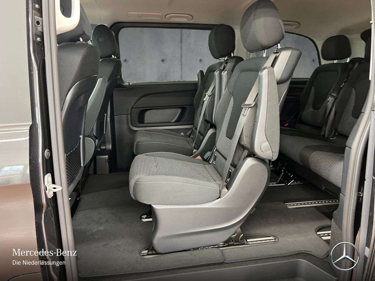 Mercedes-Benz V 250