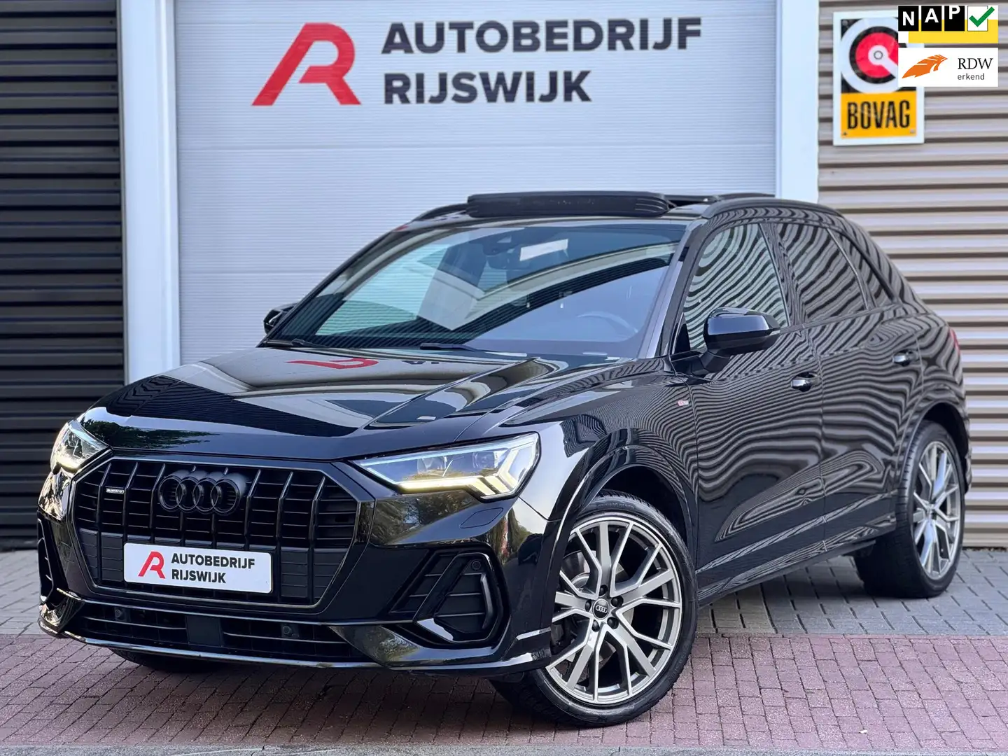 Audi Q3 40 TFSI quattro S Line Keyless/Matrix/Pano Nero - 1