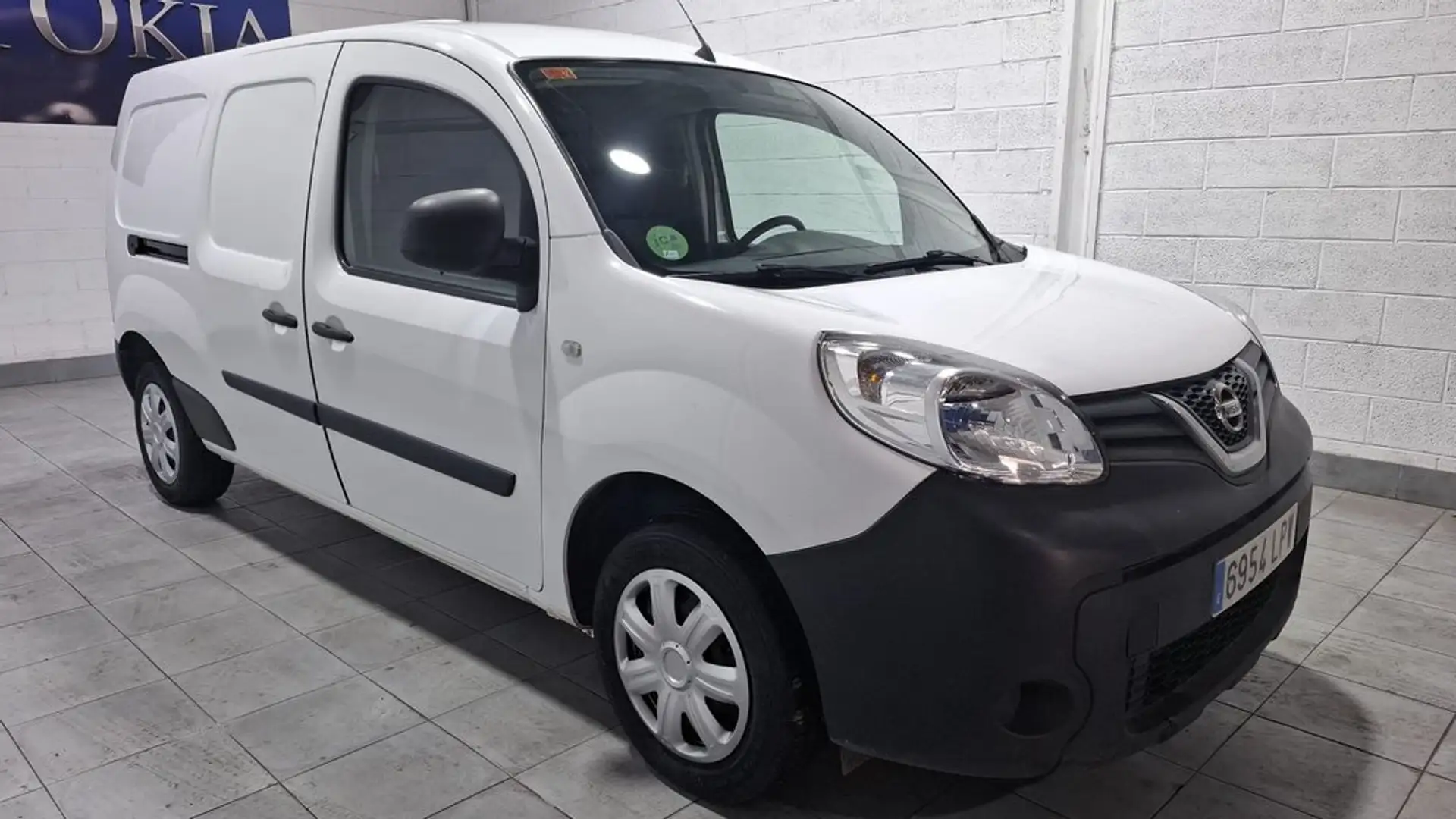 Nissan NV250 2pl 1.5dCi 70 kW (95CV) L2H1 ÓPTIMA Wit - 2