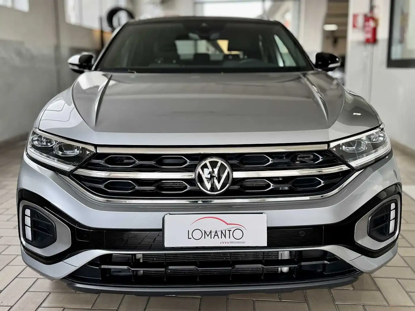 Volkswagen T-Roc 1ª serie 2.0 TDI 150 CV DSG R-Line Gris - 2