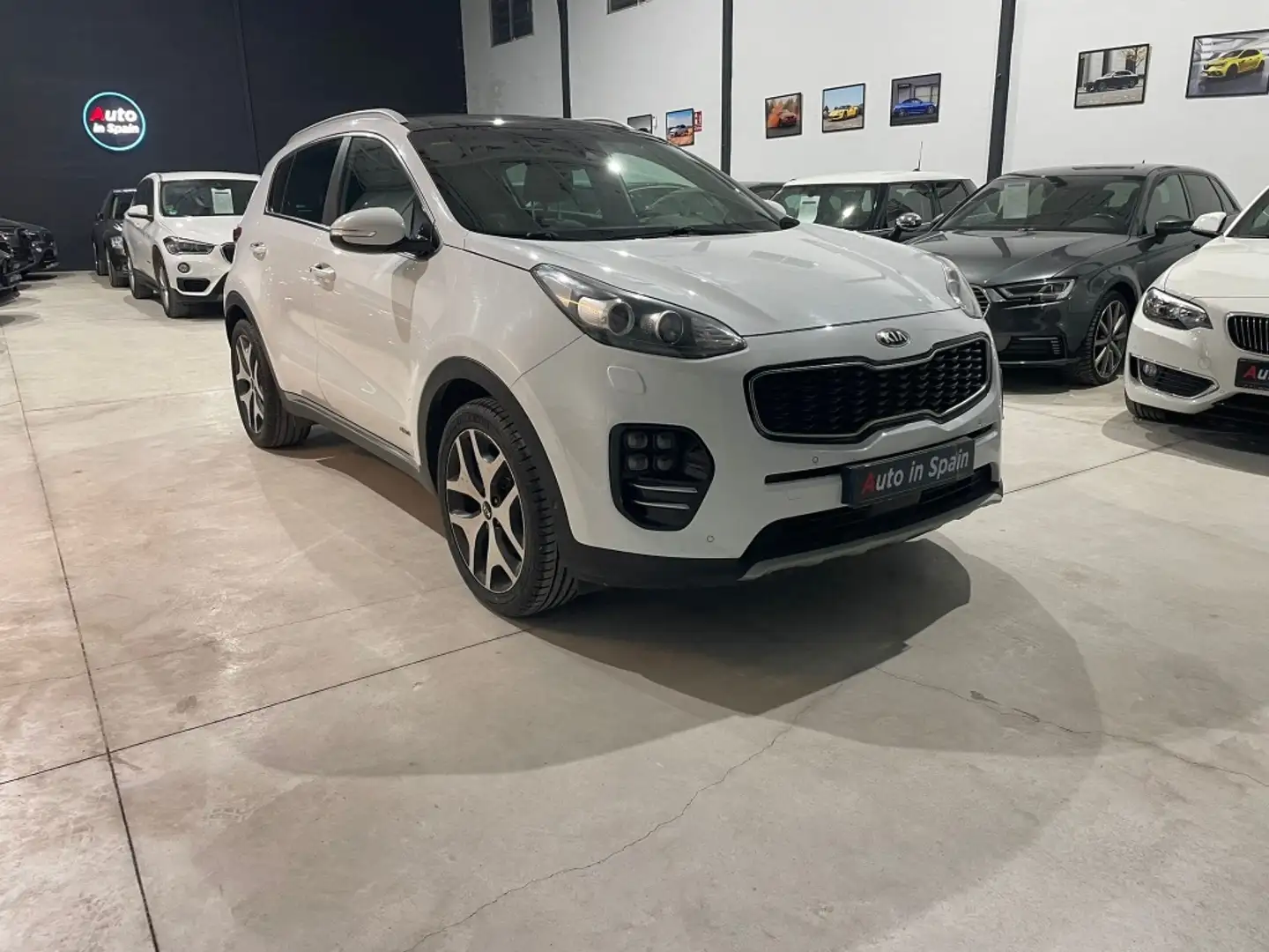Kia Sportage 1.6 T-GDi GT Line Essential DCT 4x4 177 Weiß - 1