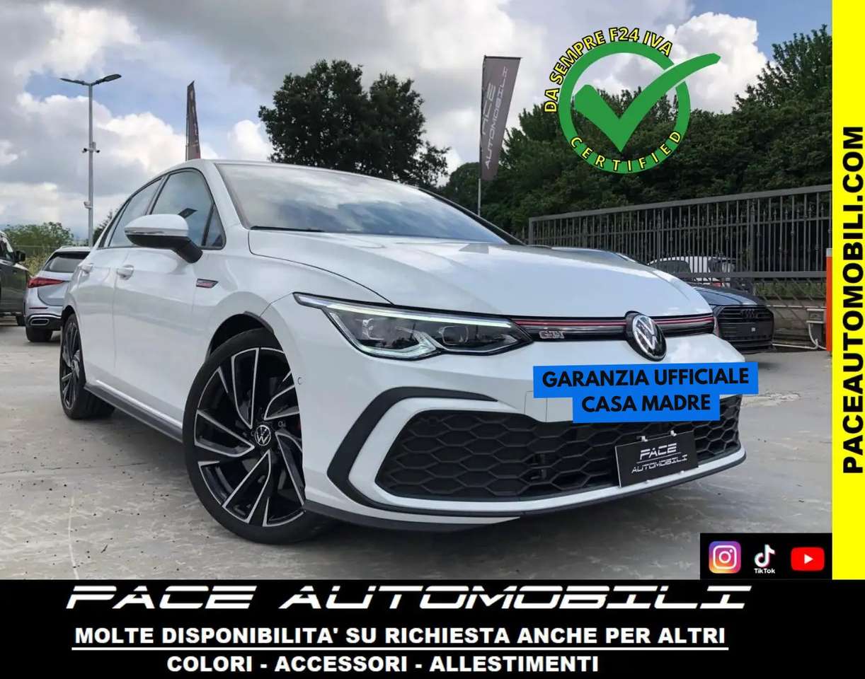 Volkswagen Golf GTI VIII 8 ACC NAVI KAMERA PDC USB 19"APPLE BLACK PACK