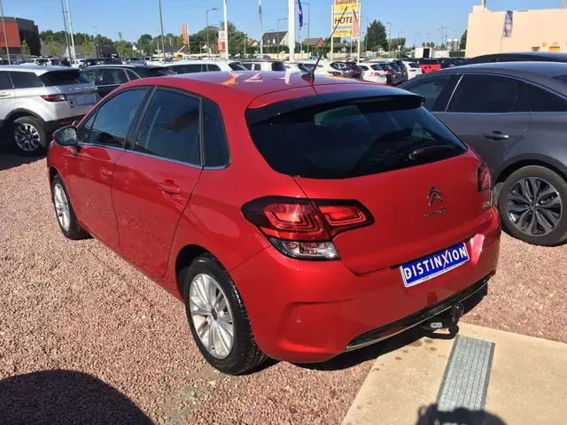 Citroen C4 view 4