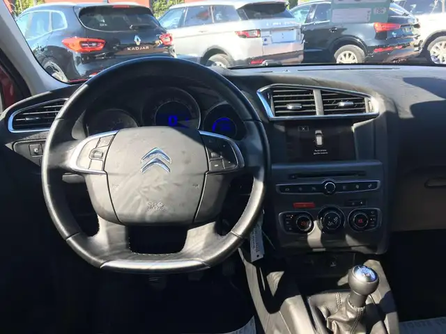 Citroen C4 view 6