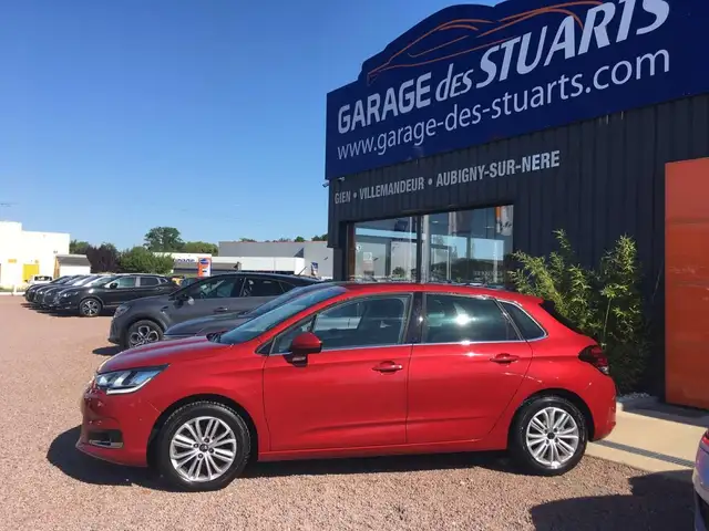 Citroen C4 view 3