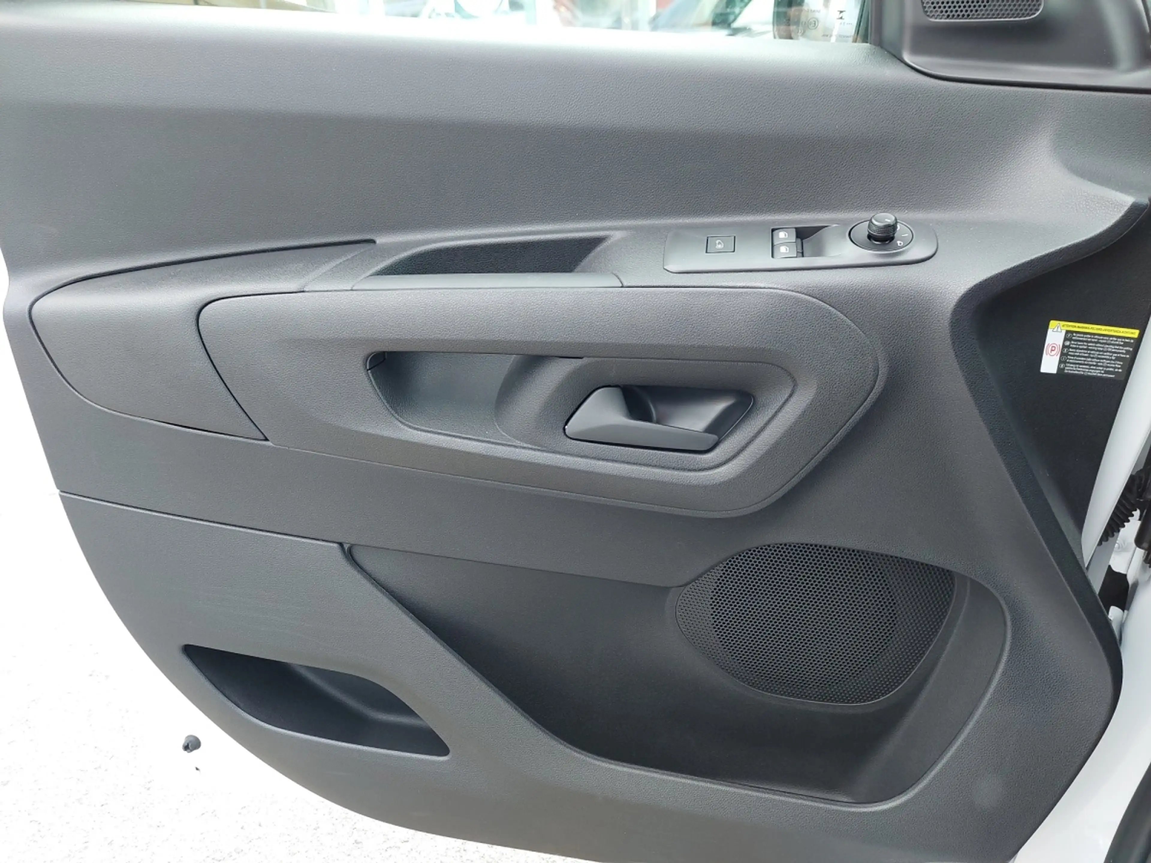 Fiat Doblo KW XL Diesel 100 Manuell — photo 15