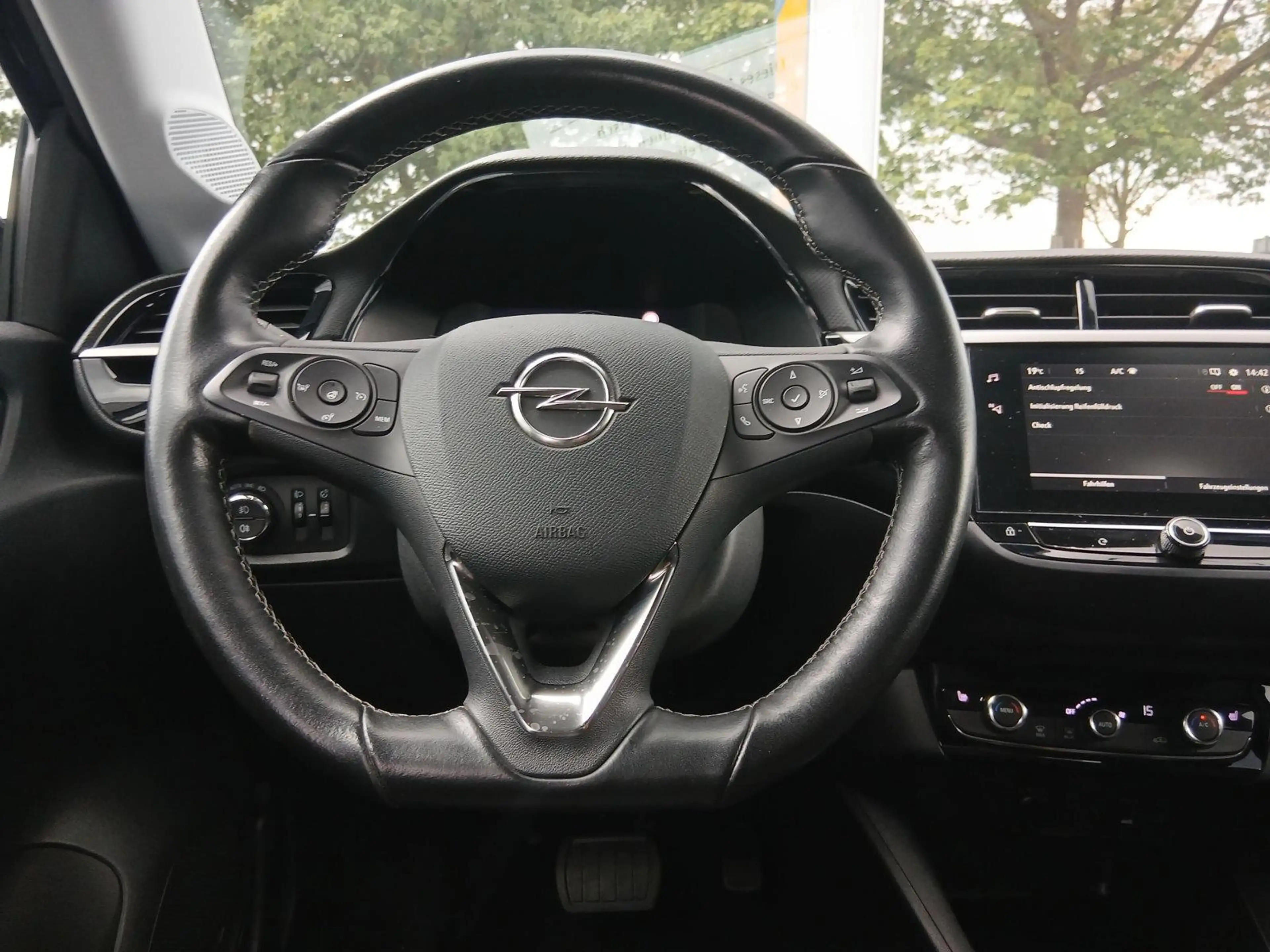 Opel Corsa-e Corsa F+Rückfahrkamera+AppleCarplay/Android-Auto — photo 11