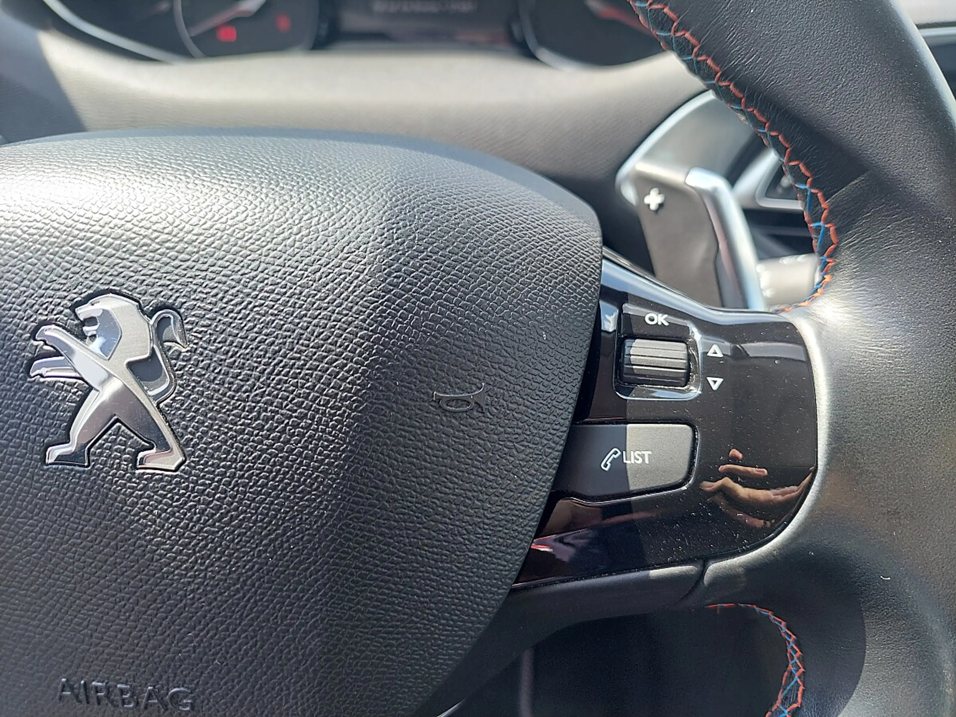 Peugeot 308 SW 1,5 BlueHDI 130 Tech Edition S&S EAT8 Aut. — photo 15
