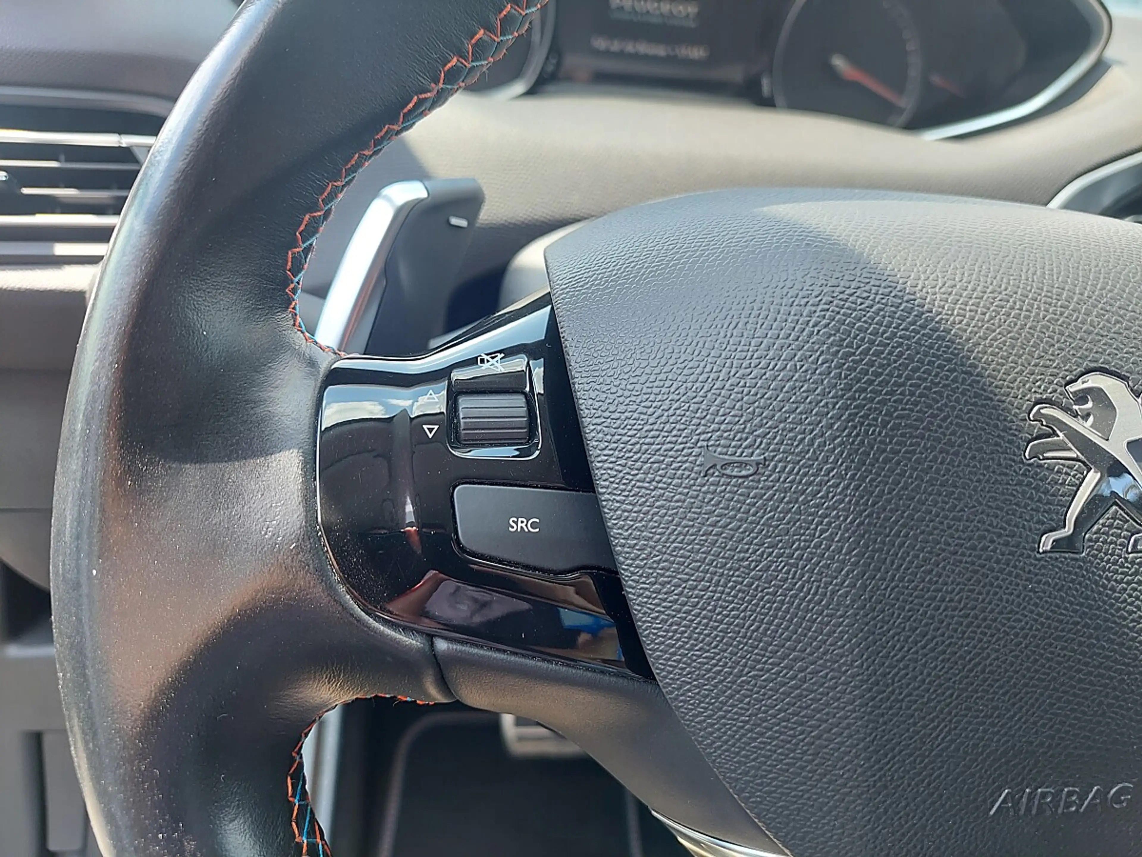 Peugeot 308 SW 1,5 BlueHDI 130 Tech Edition S&S EAT8 Aut. — photo 14