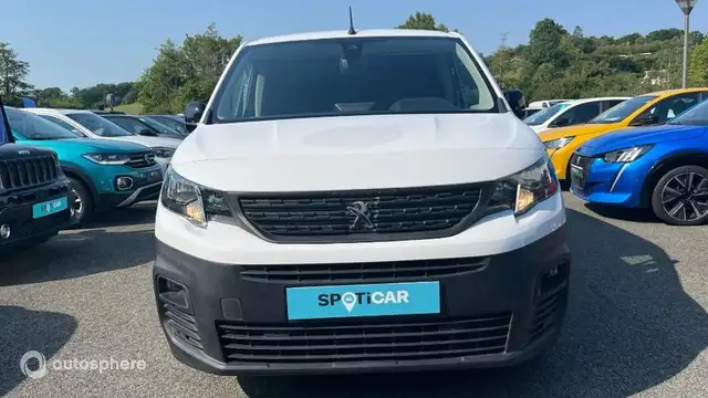 Peugeot Partner view 2