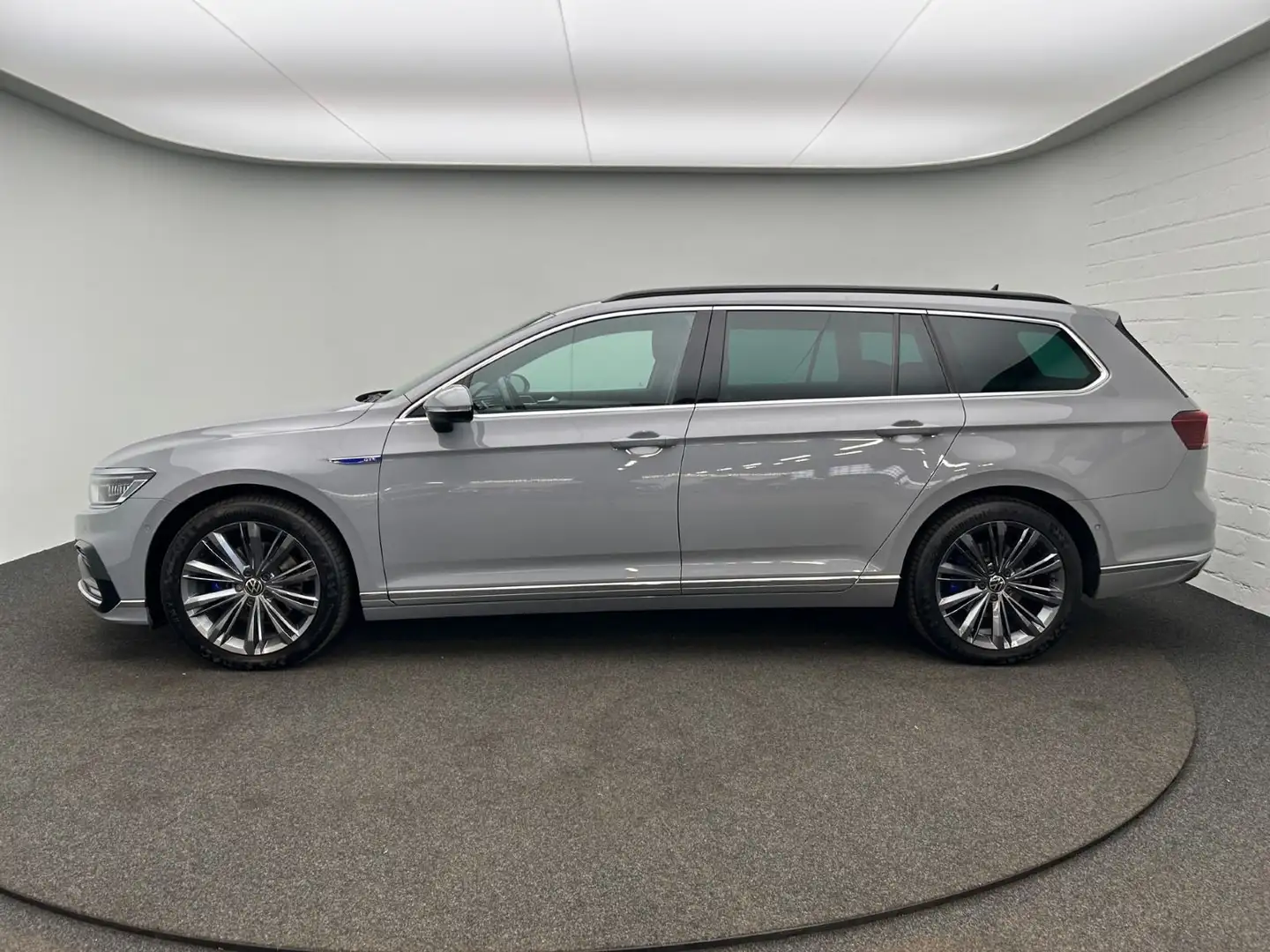 Volkswagen Passat Variant GTE  eHybrid 160kW*PANO*HUD*MATRI Grigio - 2