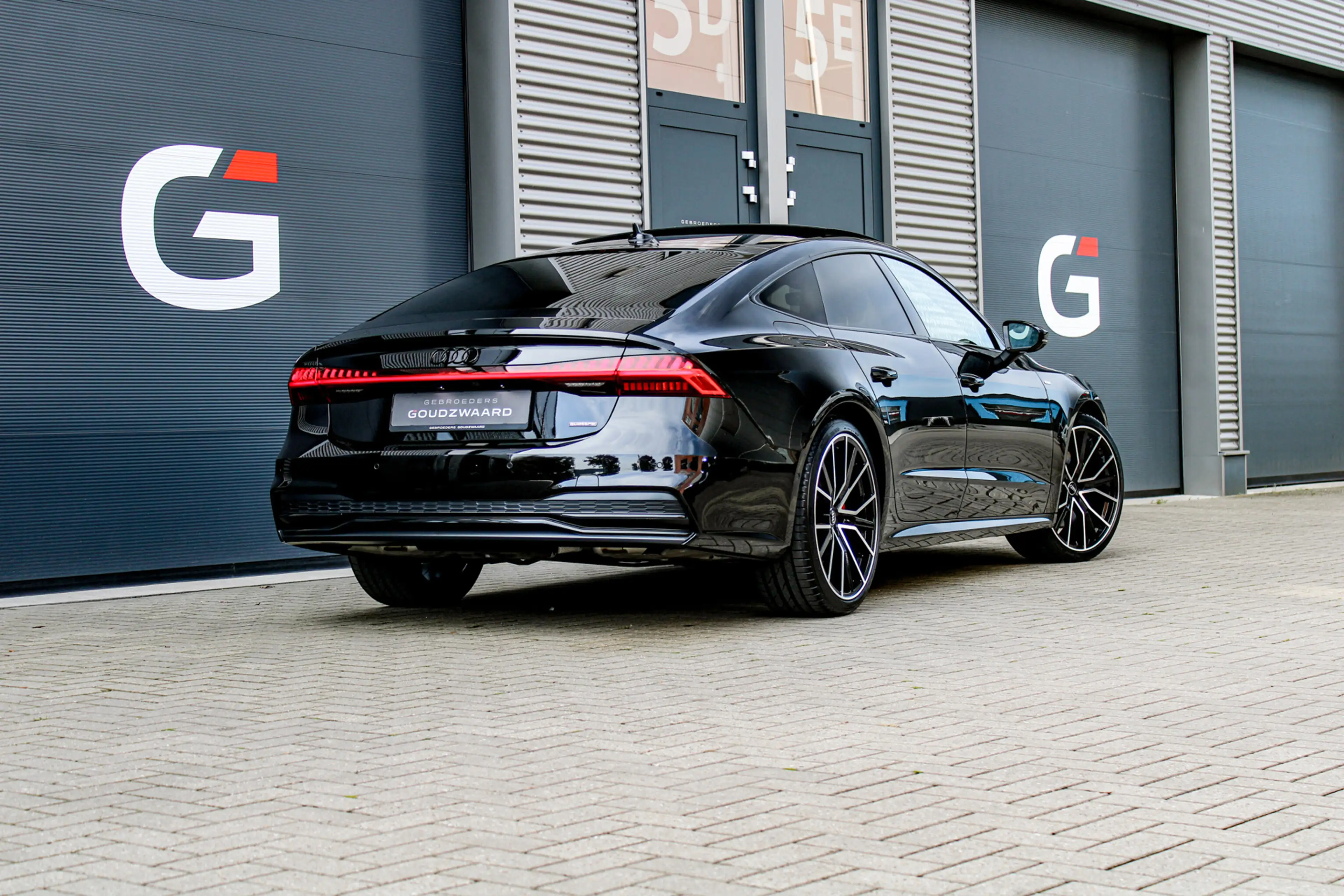 Audi A7 Sportback 55 TFSI e quattro Competition | B&O Adva — photo 2