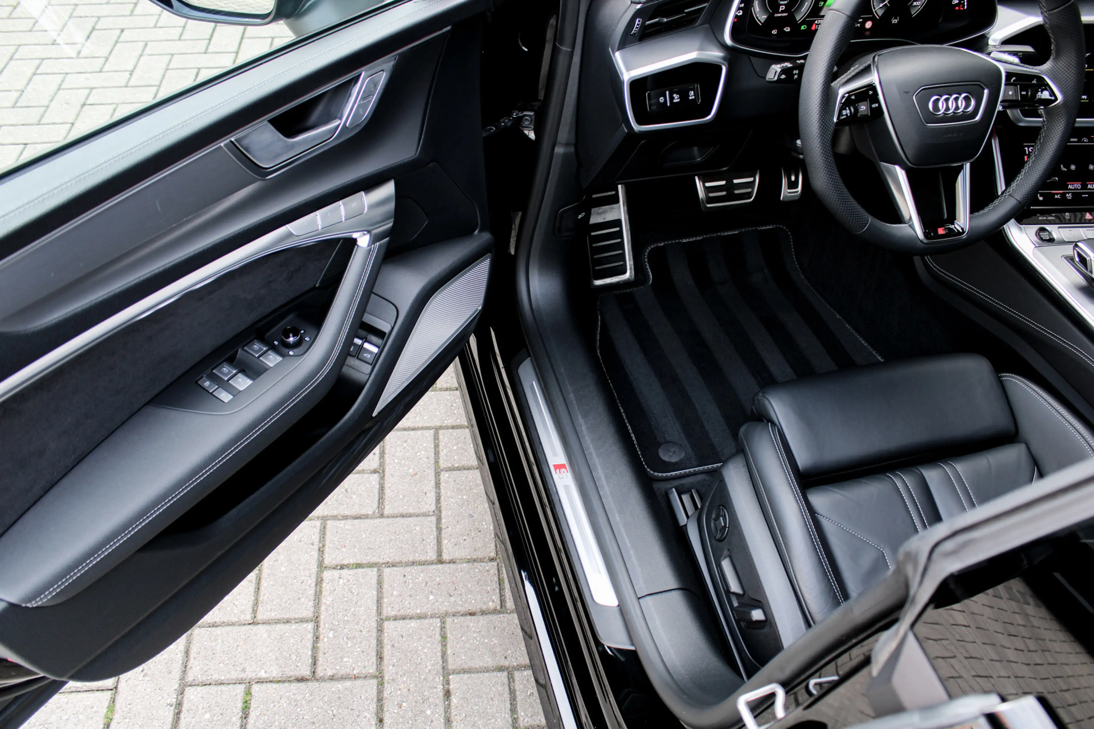 Audi A7 Sportback 55 TFSI e quattro Competition | B&O Adva — photo 35