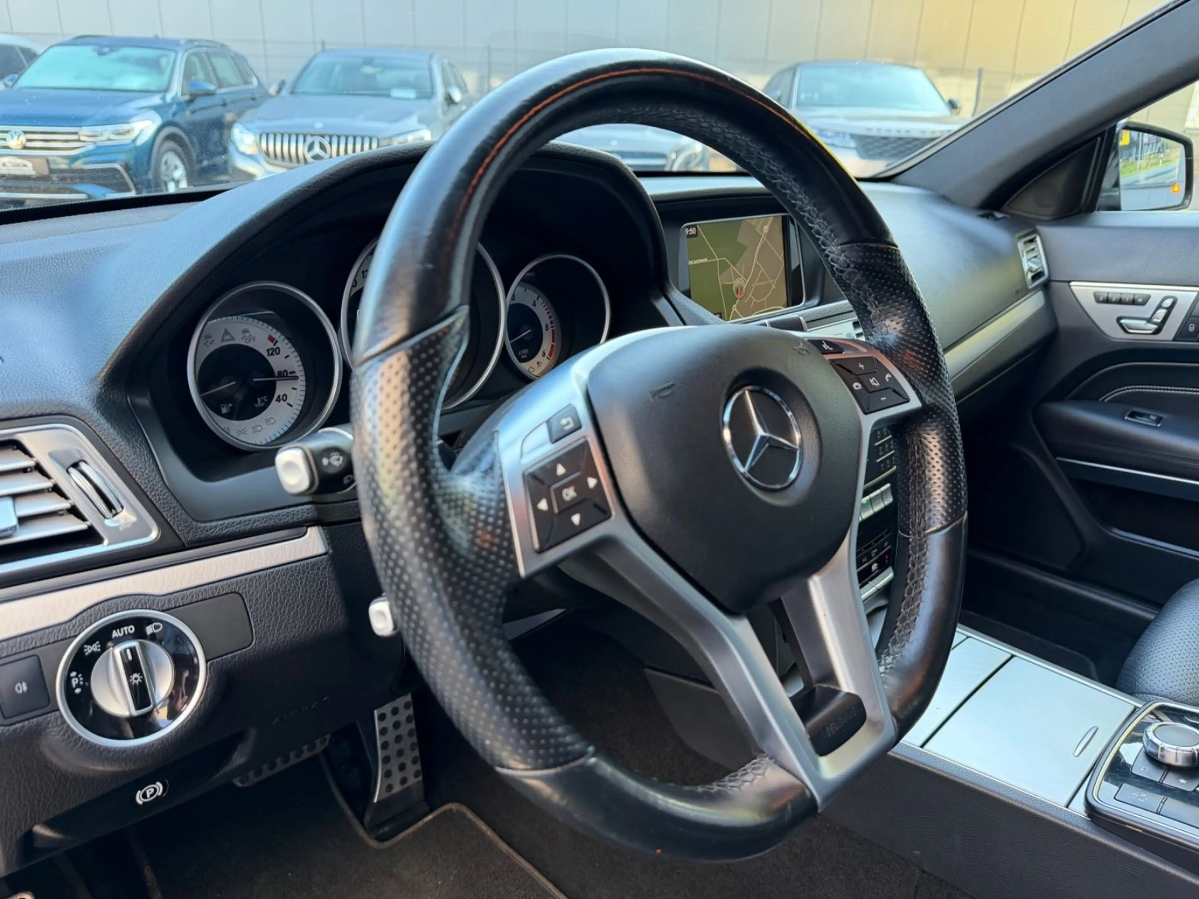 Mercedes-Benz E 350 d BlueTec/AMG LINE/LEDER/SHZ/AUTOMATIK/NAV — photo 15