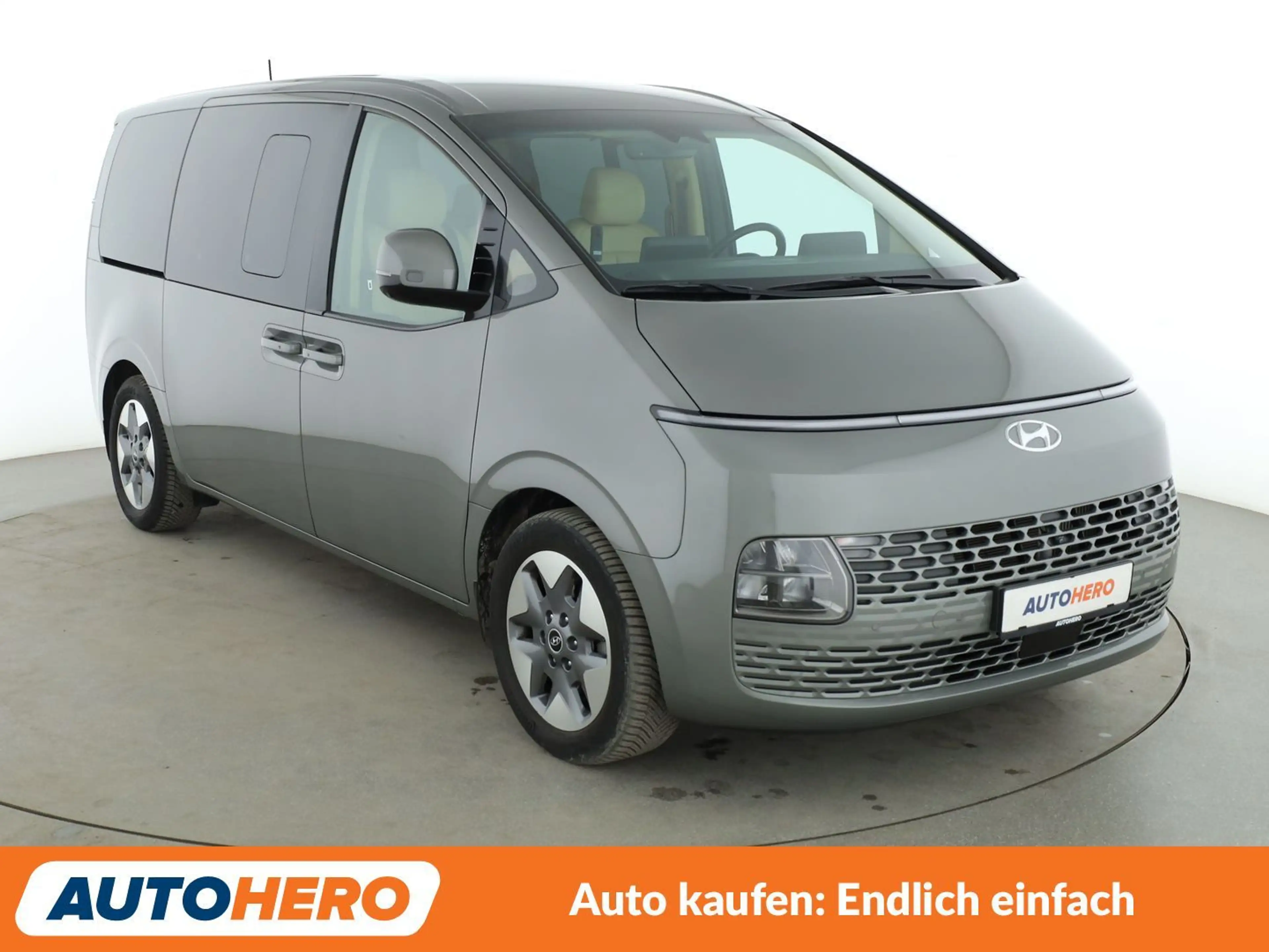 Hyundai STARIA 2.2 CRDi Prime 2WD Aut.*NAV*ACC*CAM*PDC*SHZ*ALU* — photo 8