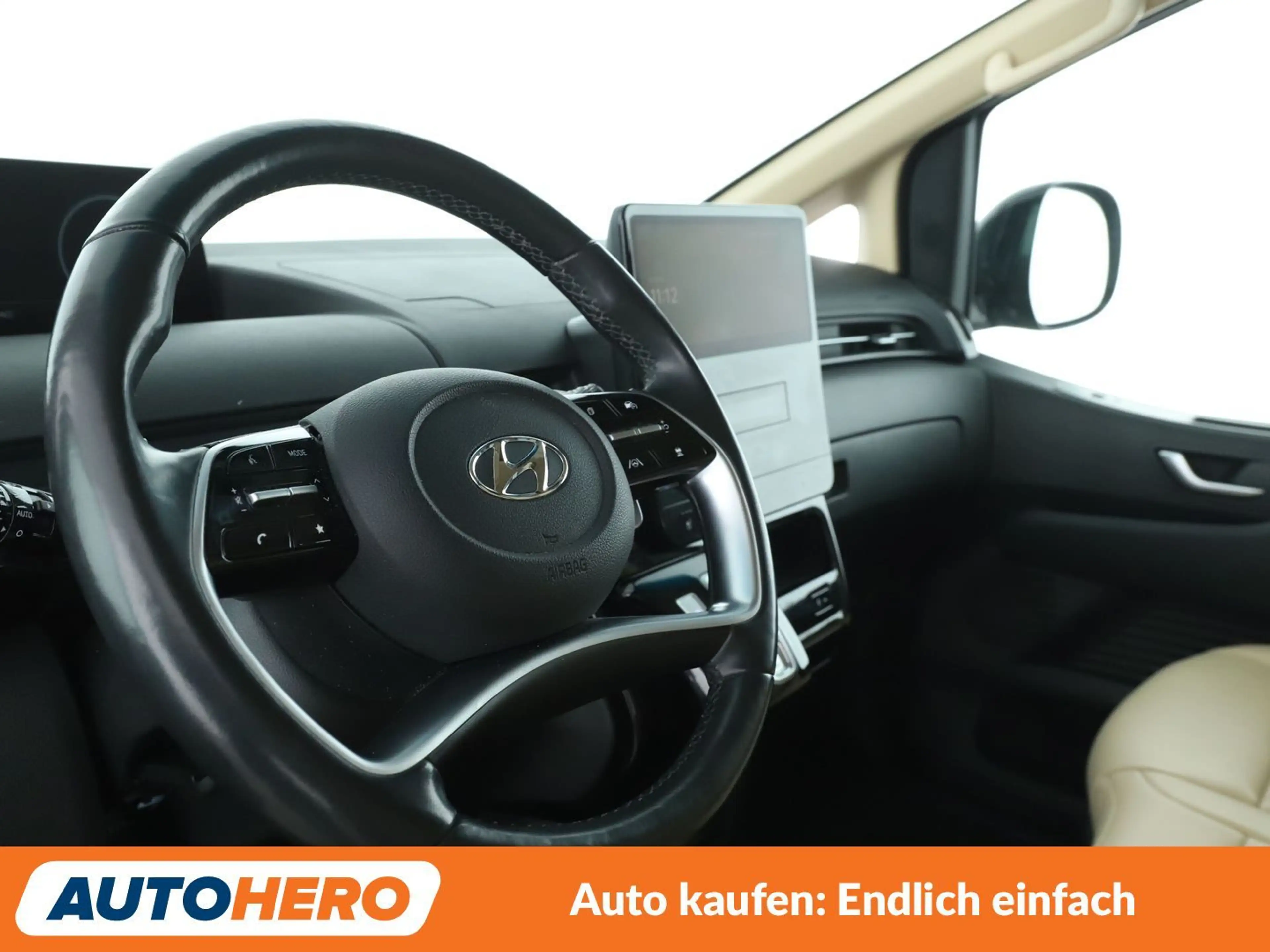 Hyundai STARIA 2.2 CRDi Prime 2WD Aut.*NAV*ACC*CAM*PDC*SHZ*ALU* — photo 11