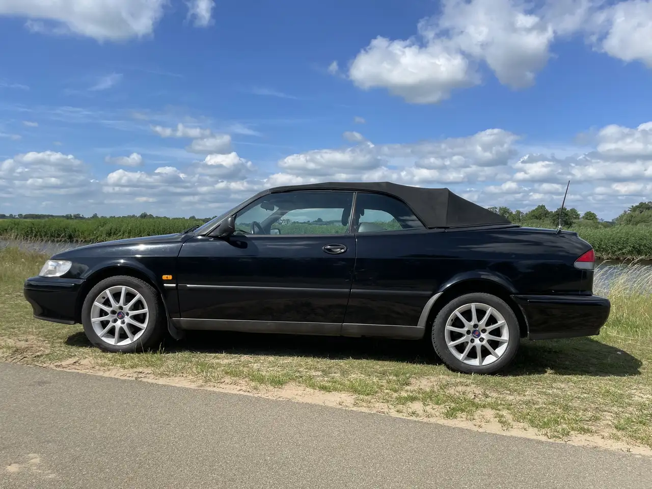 Saab 9-3 2.0 Turbo SE, foto 1