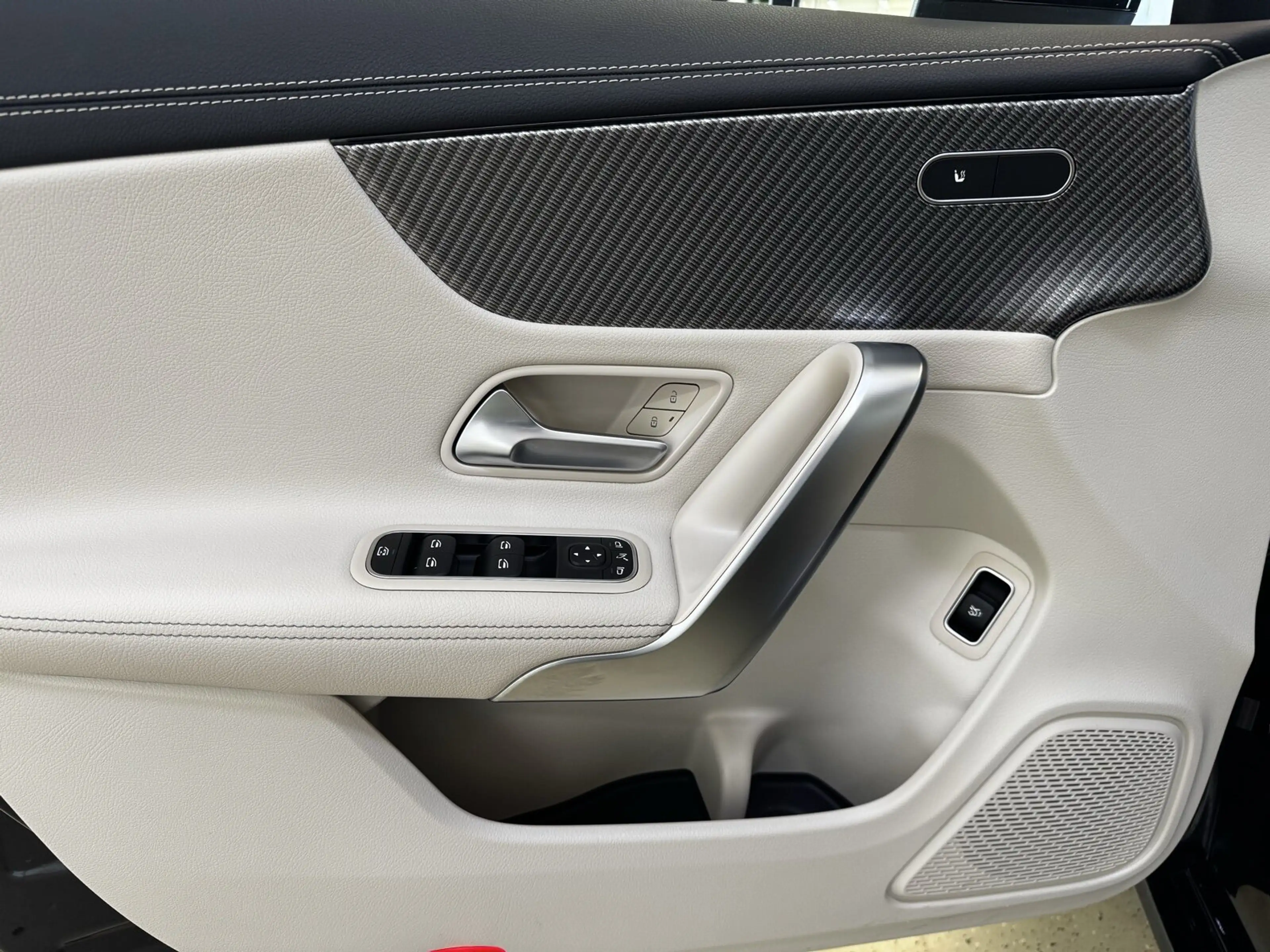 Mercedes-Benz CLA 180 CLA 180 Coupé Progressive/Navi/Pano.-Dach/Autom. — photo 14