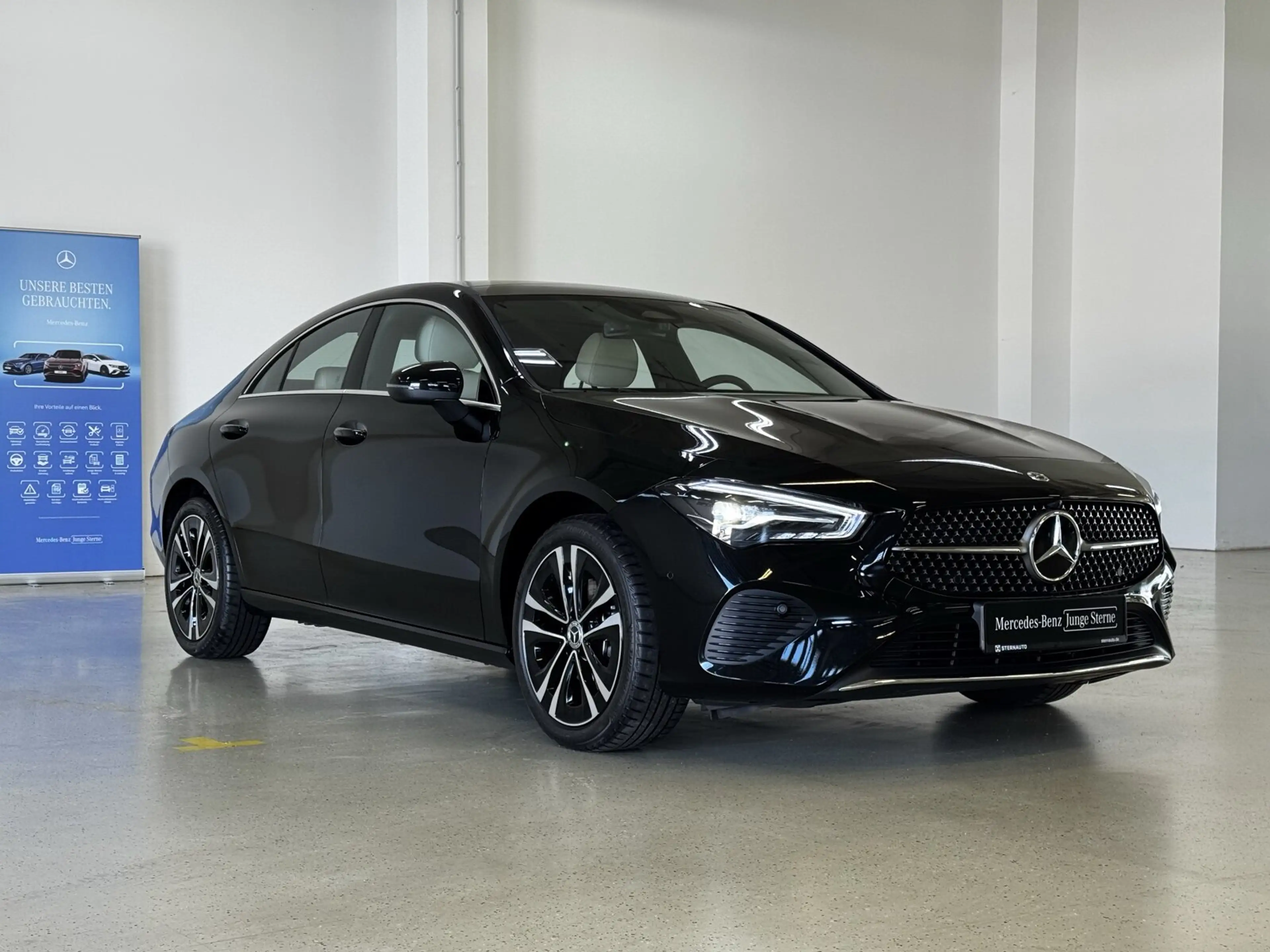 Mercedes-Benz CLA 180 CLA 180 Coupé Progressive/Navi/Pano.-Dach/Autom. — photo 4