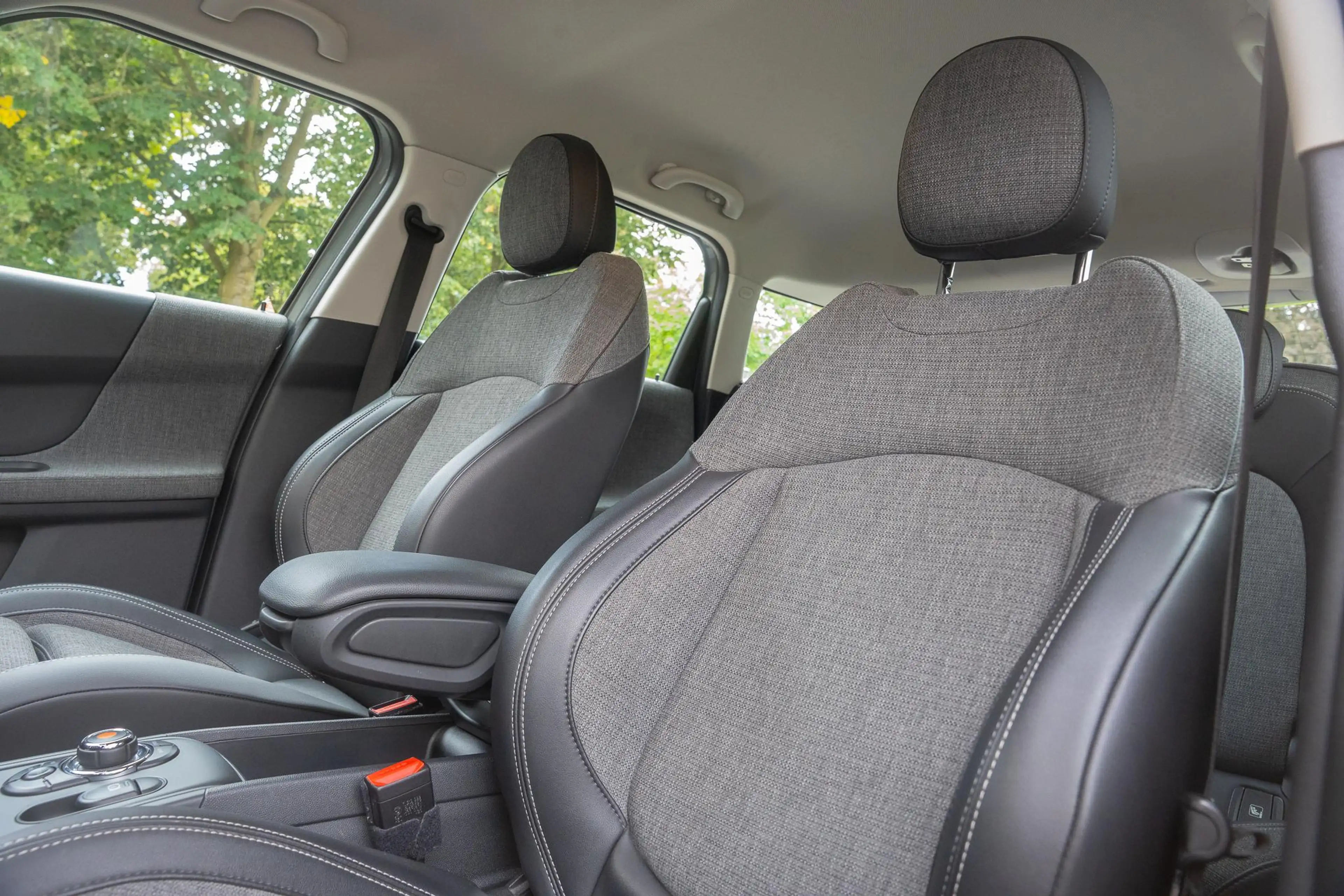 MINI Cooper Countryman 1.5 Business Edition TREKHAAK | CARPLAY | CAMERA | — photo 32