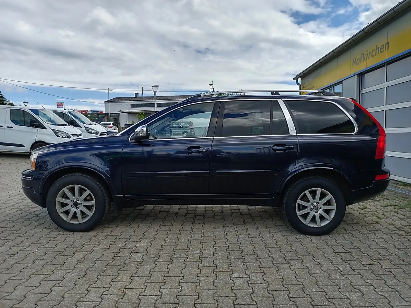 Volvo XC90 D5 A Executive Geartronic *AHV Blau - 2