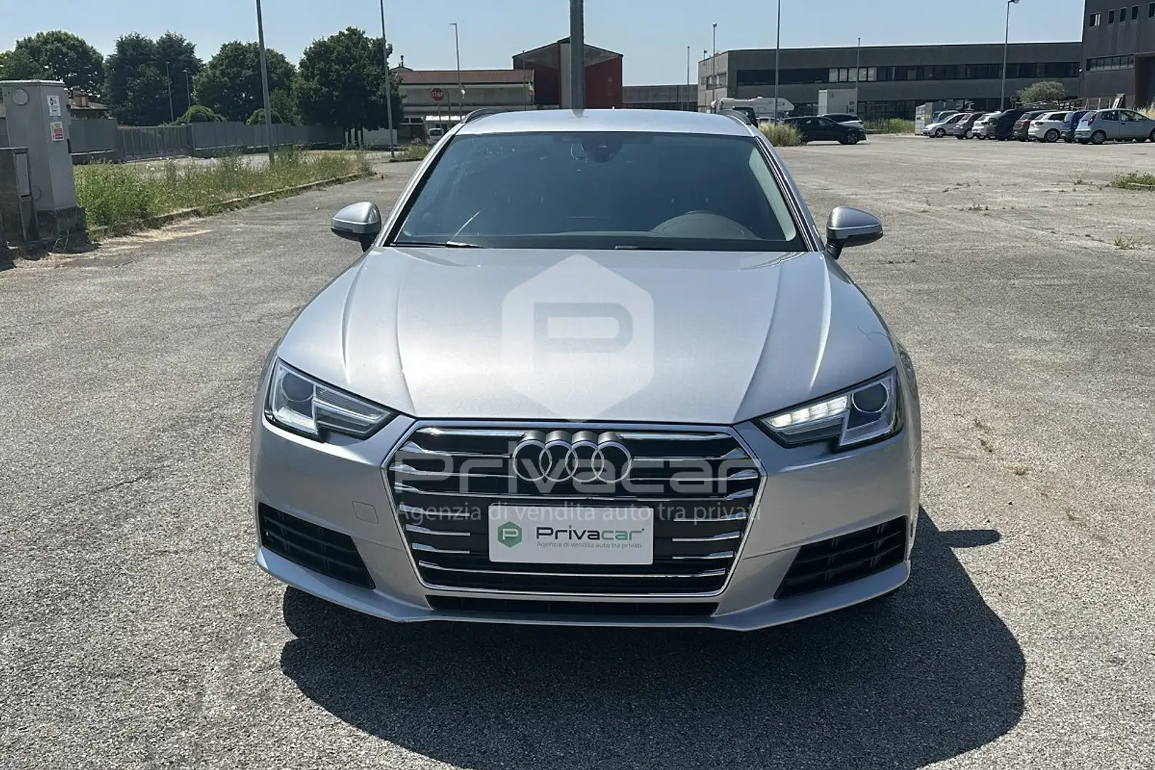 Audi A4 A4 Avant 2.0 TFSI ultra S tronic Business Sport Zilver - 2
