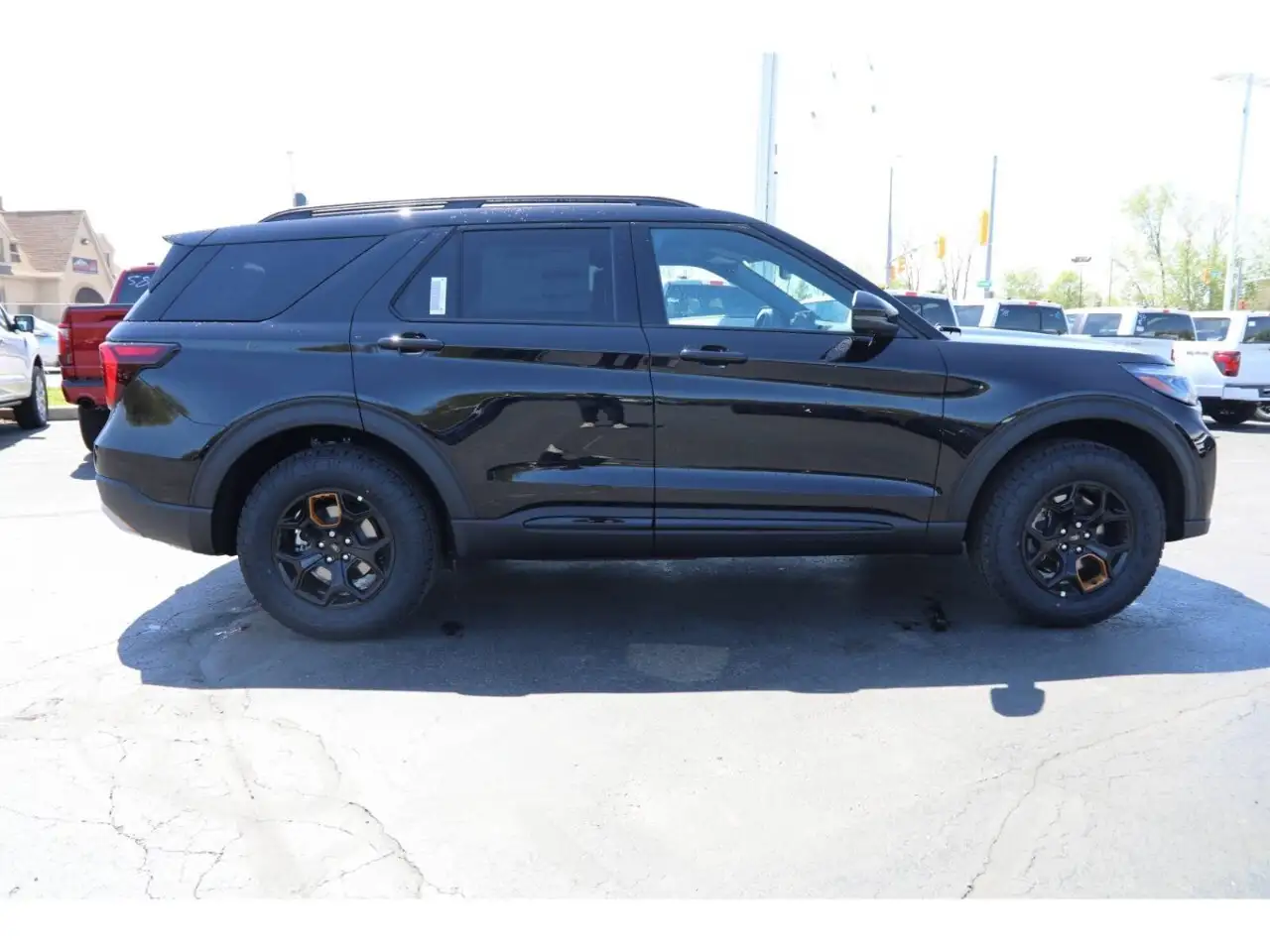 Ford Explorer снимка Ford Explorer