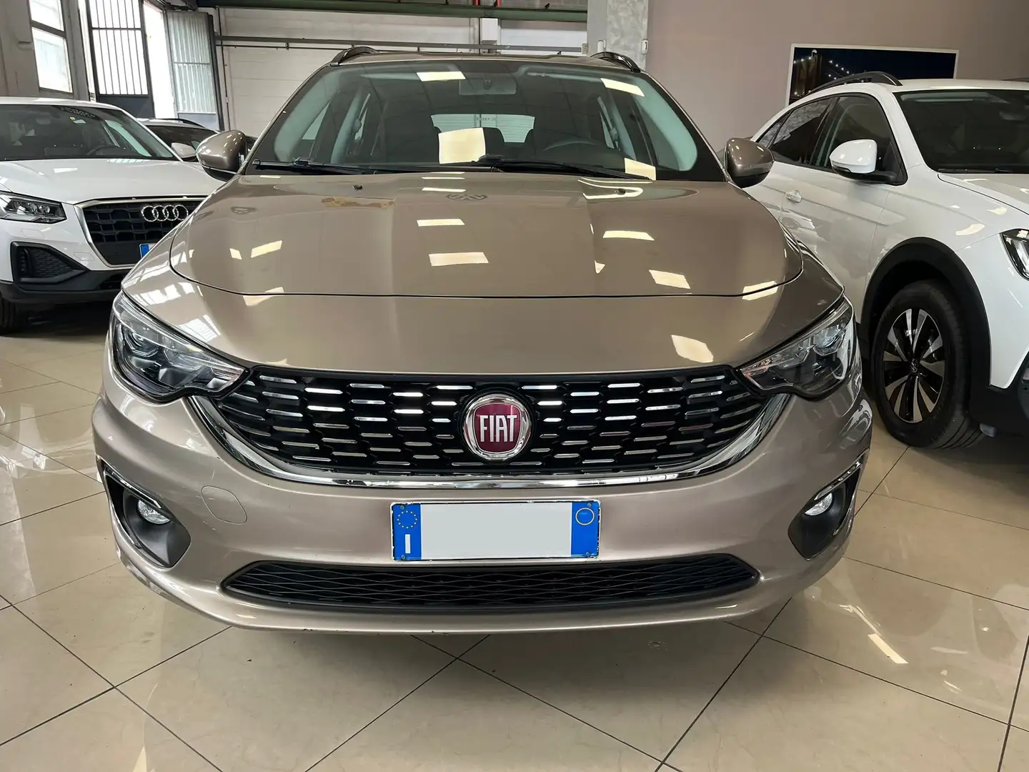 Fiat Tipo SW II 2016 SW 1.4 Lounge 95cv Beige - 2