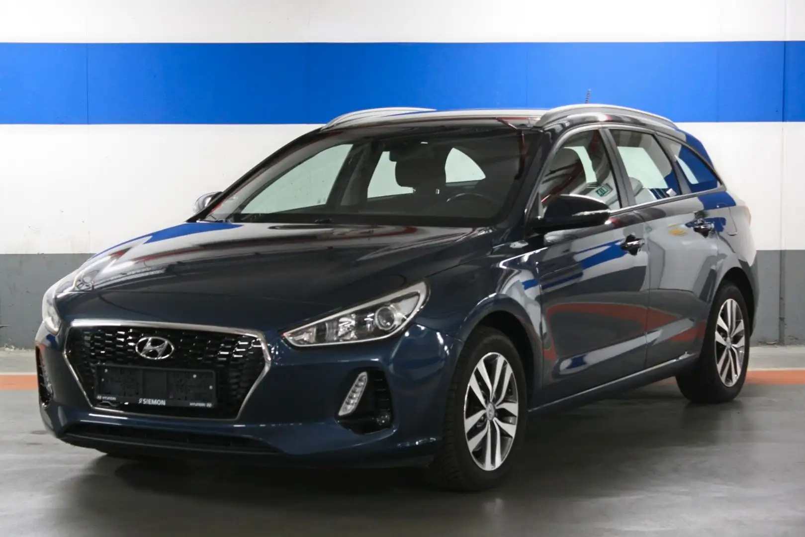 Hyundai i30 GDi 1.Hand, 12 Mon. Gewährleistung 6-Gang Bleu - 1