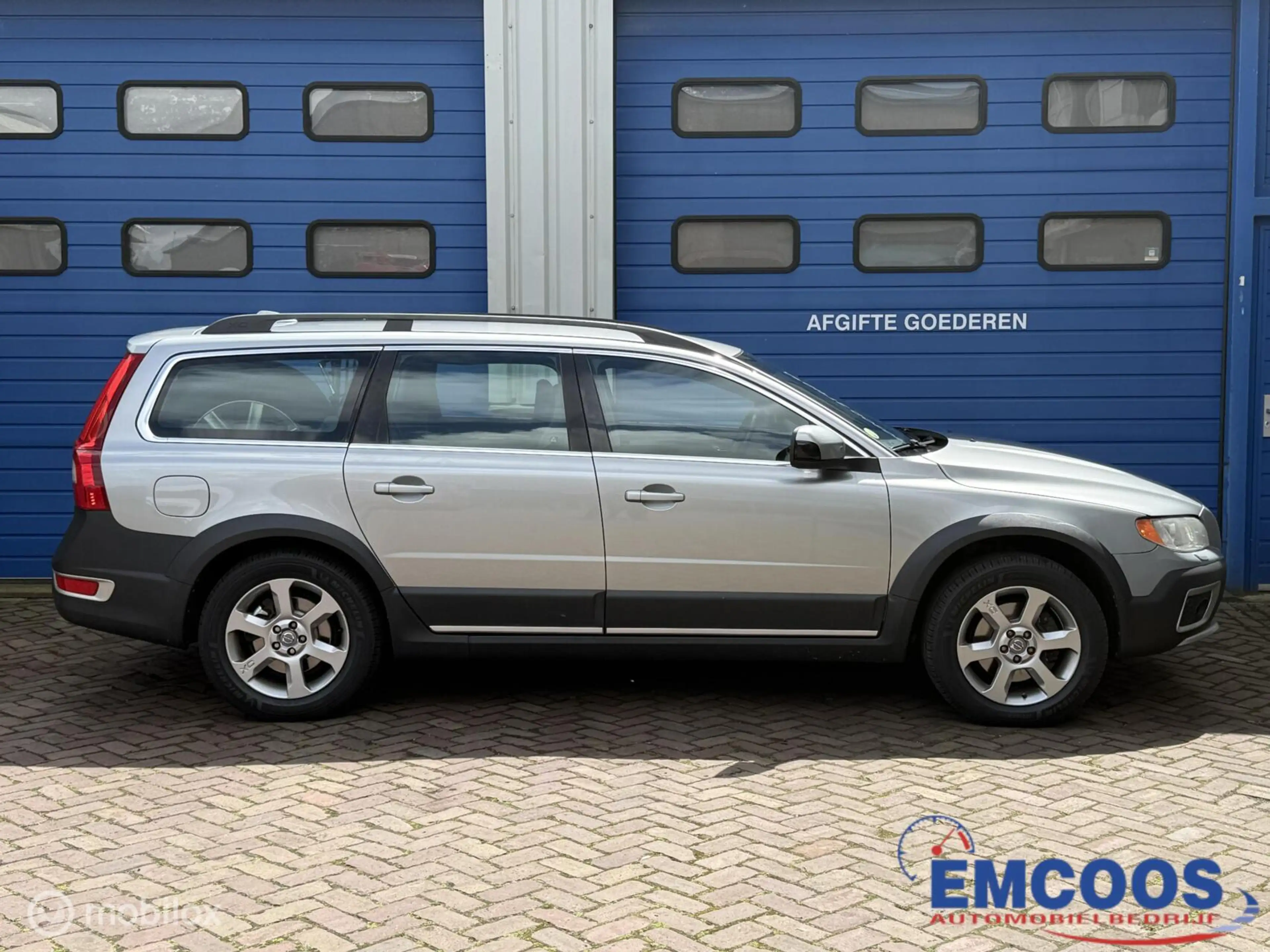 Volvo XC70 3.2 Summum * Airco * Automaaat * Youngtimer * — photo 2