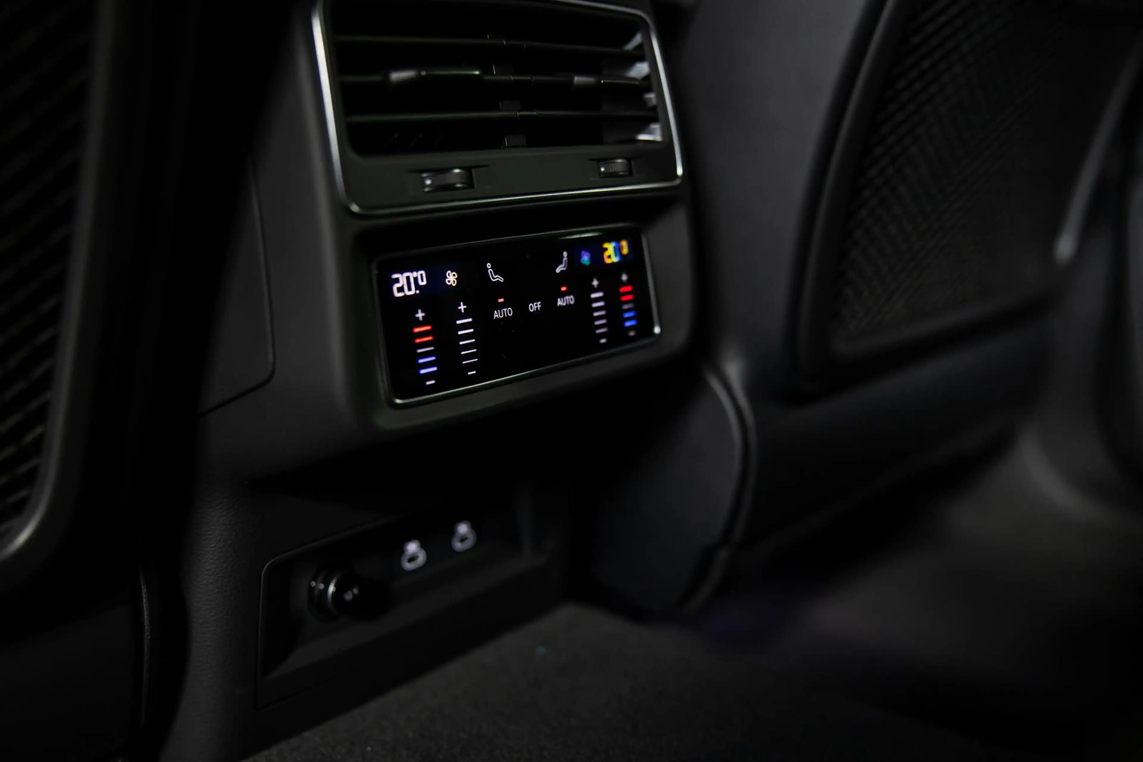 Audi RS Q8 RSQ8 4.0 TFSI quattro B&O PANO RS-AGA FACELIFT — photo 7