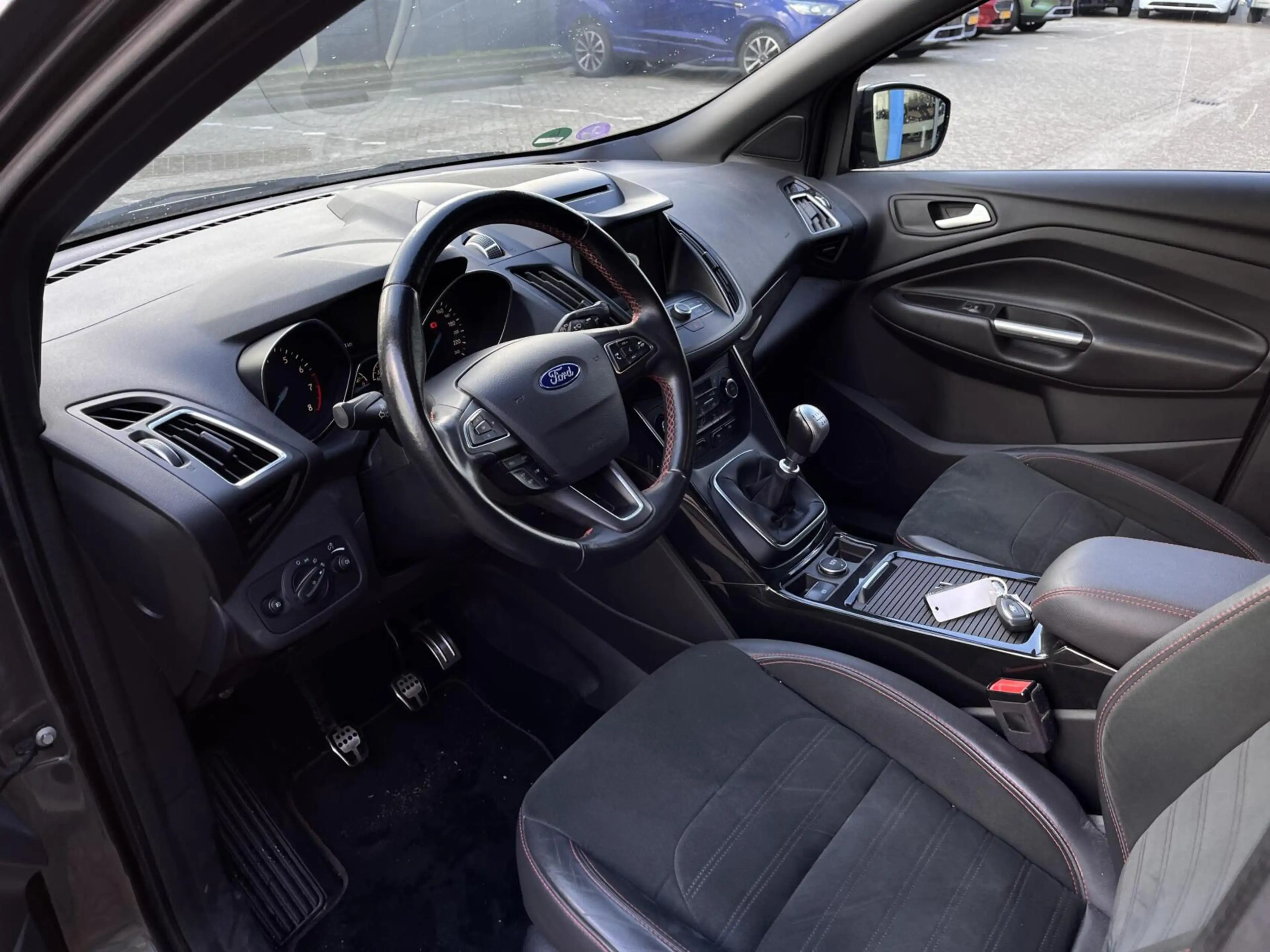Ford Kuga 1.5 EcoBoost ST Line 120PK DISTRIBUTIERIEM IS VERV — photo 15