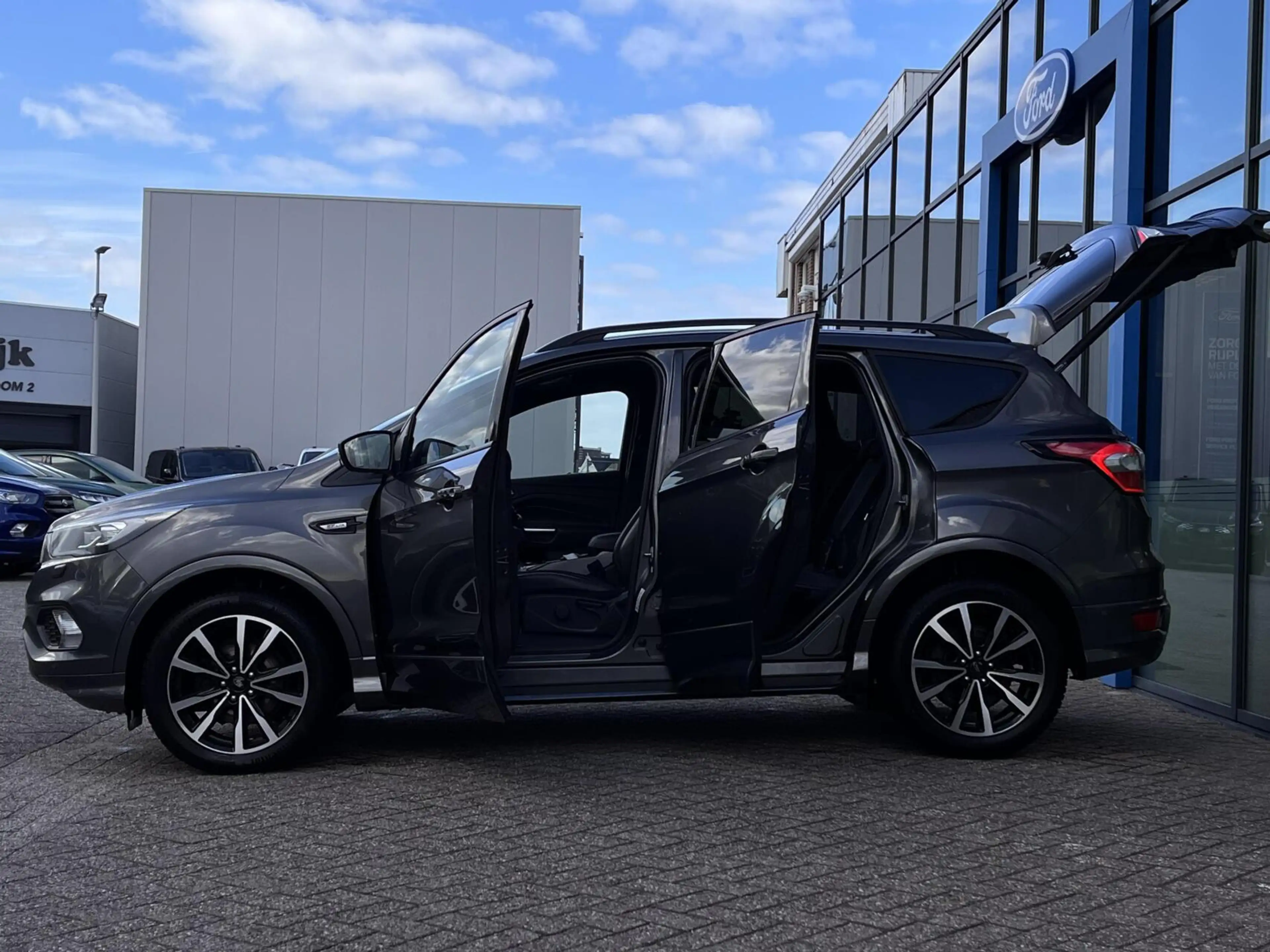 Ford Kuga 1.5 EcoBoost ST Line 120PK DISTRIBUTIERIEM IS VERV — photo 10