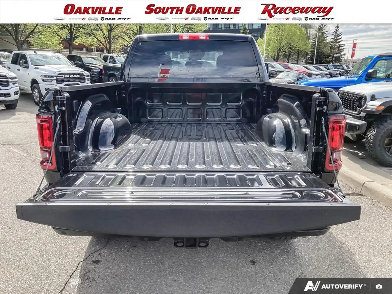 RAM 2500 снимка RAM 2500