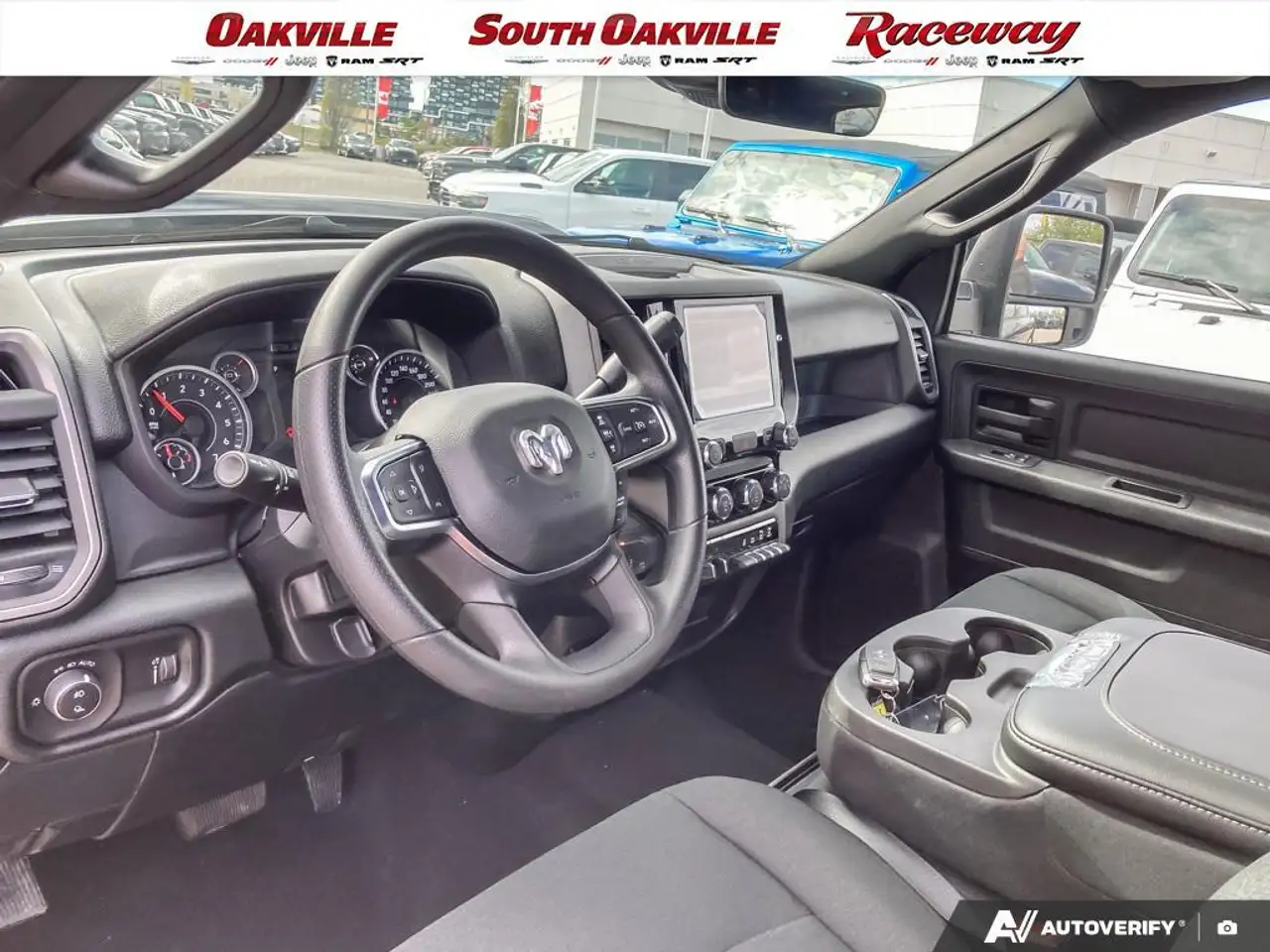 RAM 2500 снимка RAM 2500