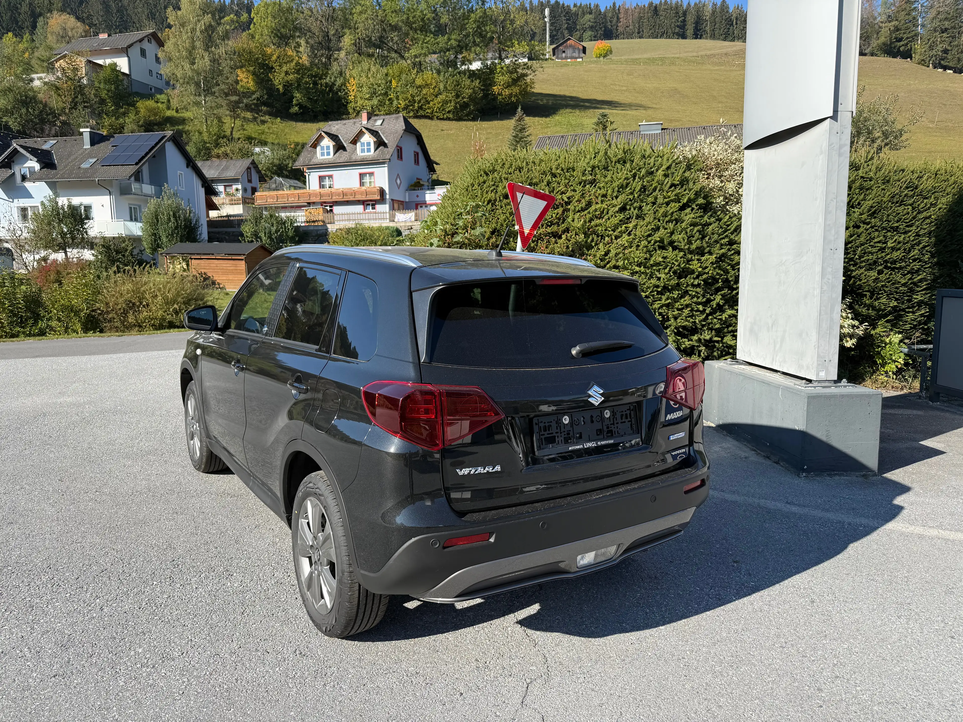 Suzuki Vitara Vitara 1,4 Hybrid ALLGRIP shine Aut. — photo 4