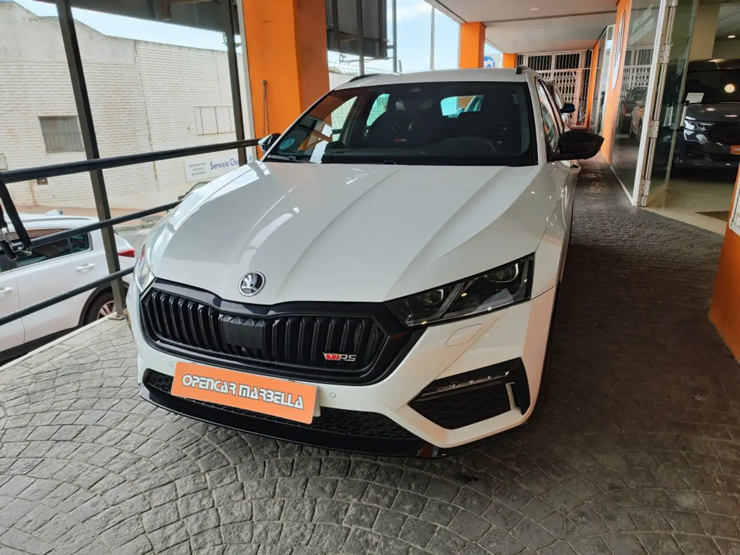 Skoda Octavia Combi 2.0TDI RS 147kW DSG Blanco - 1